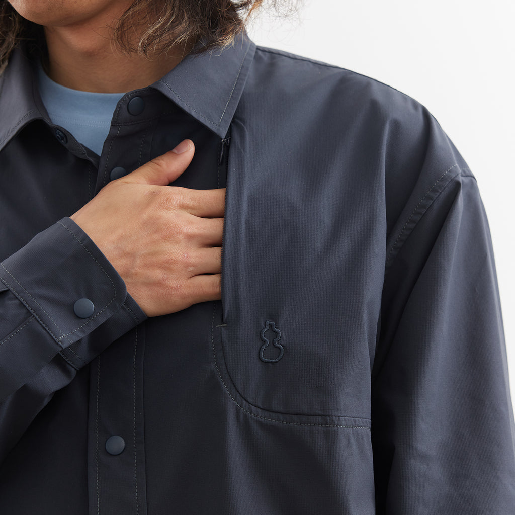 Chichaqu Lightweight long-sleeve shirt