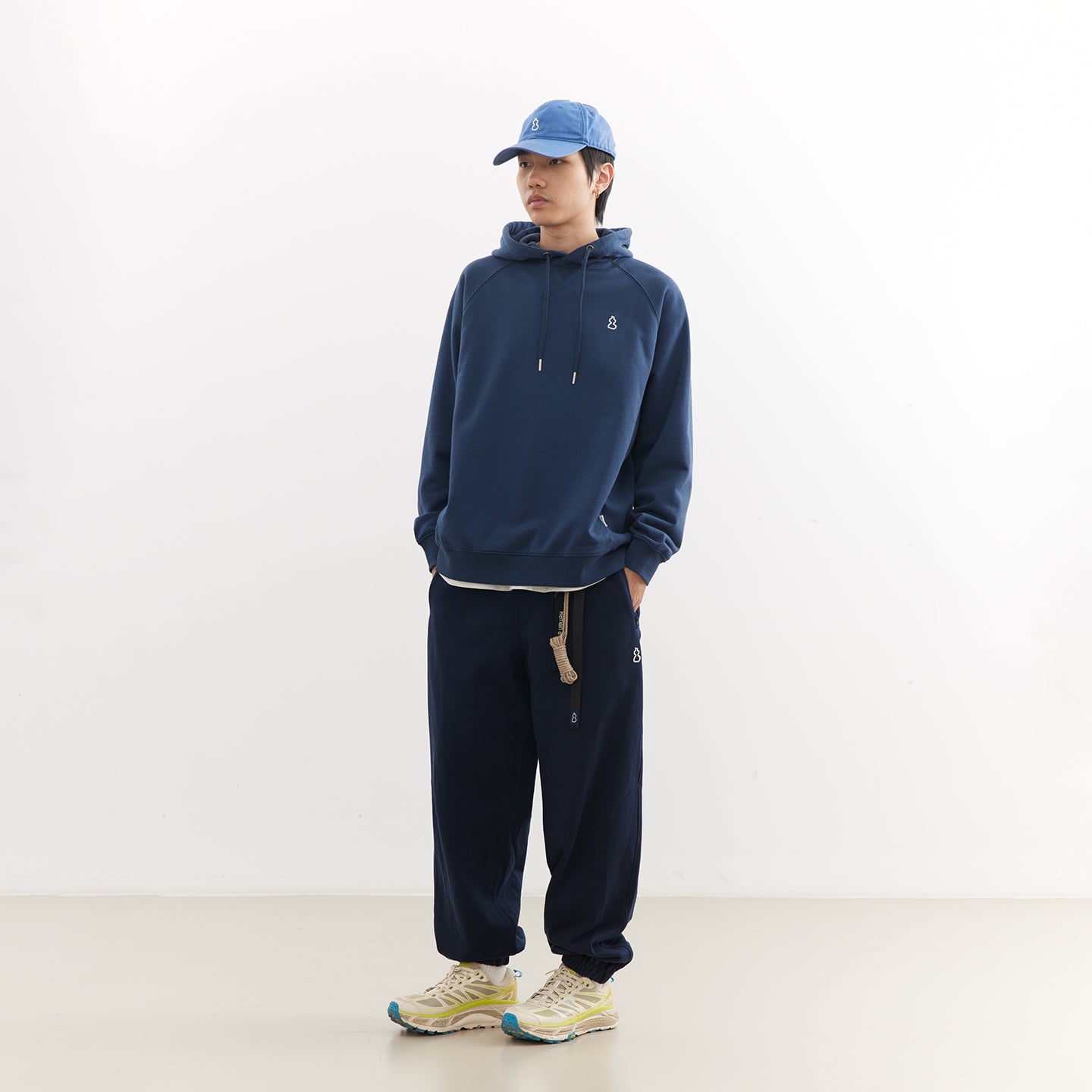 Chichaqu Cotton buckle sweatpants