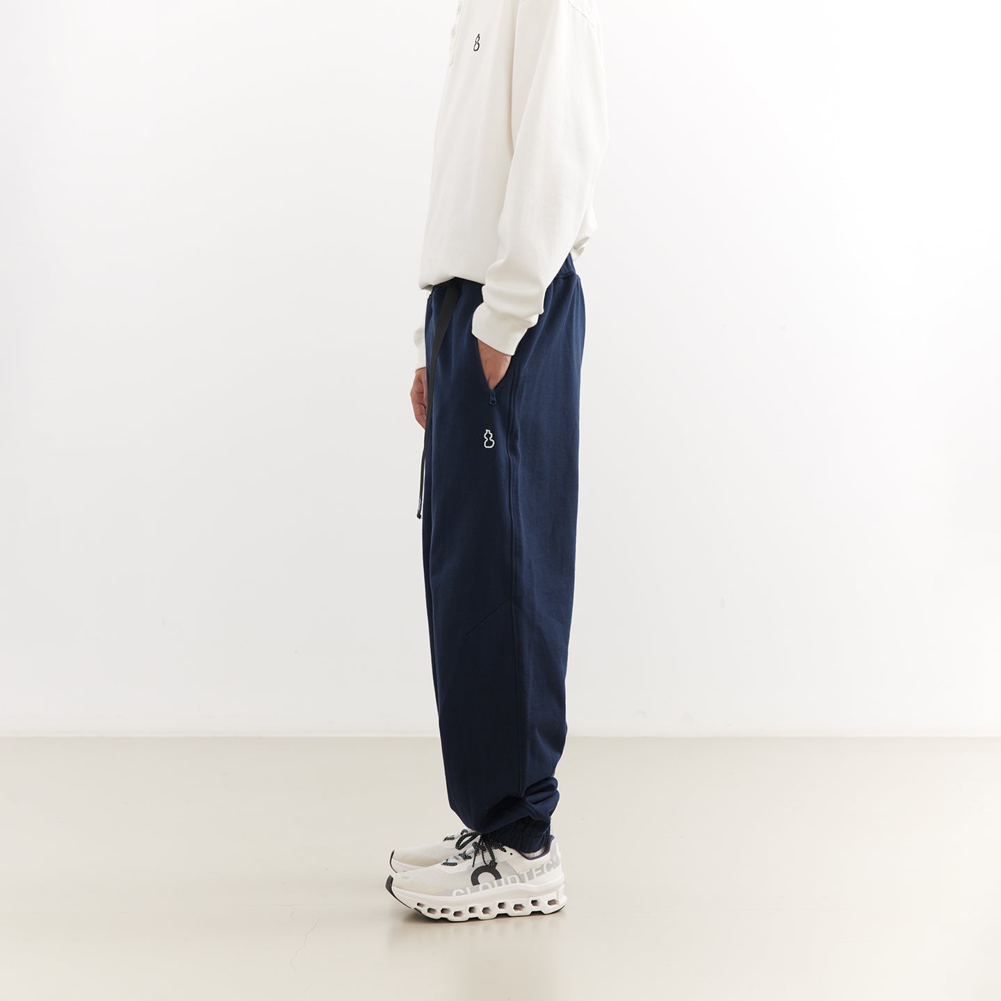 Chichaqu Cotton buckle sweatpants
