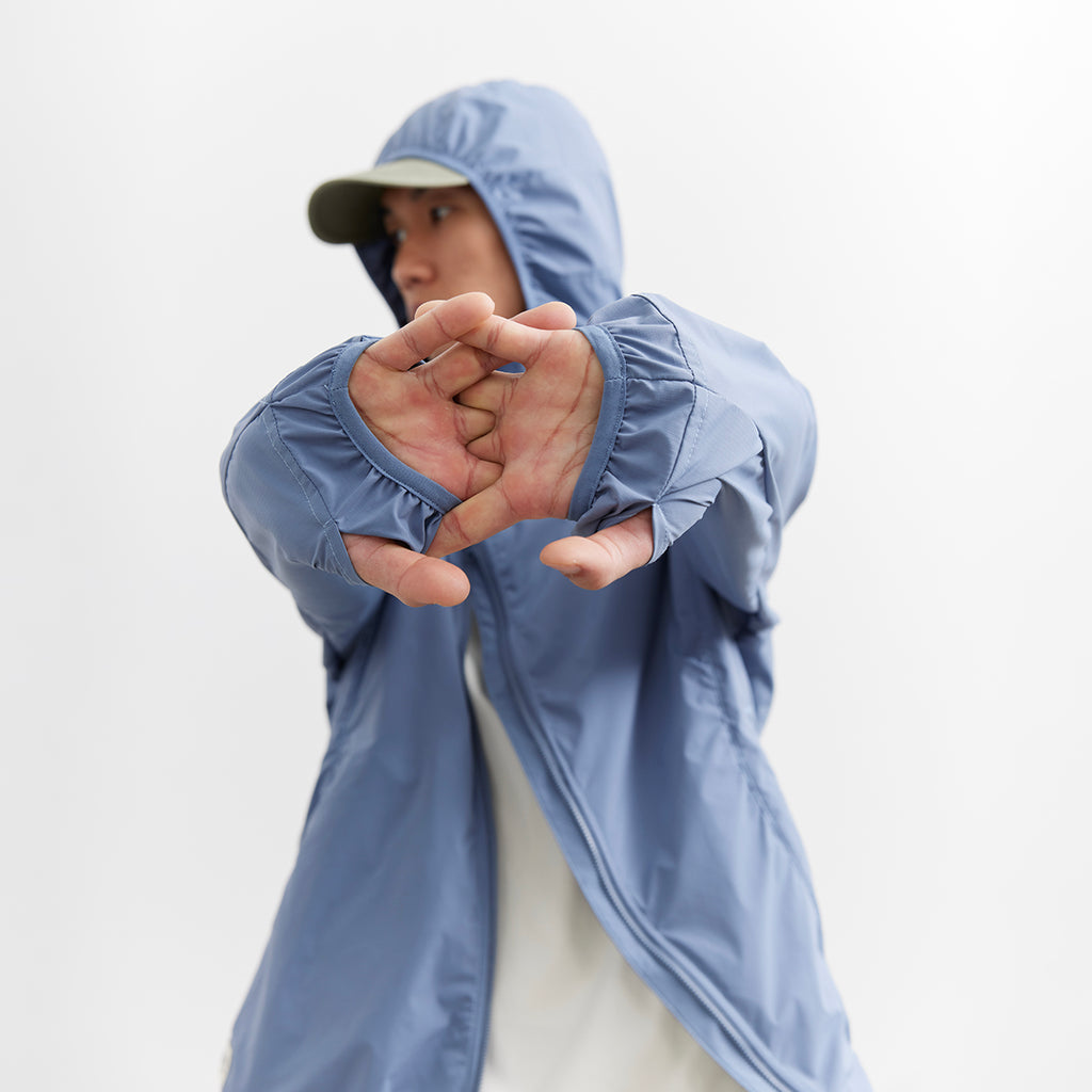 Chichaqu Lightweight Wind-Resistant Jacket (with an Angled Zipper)