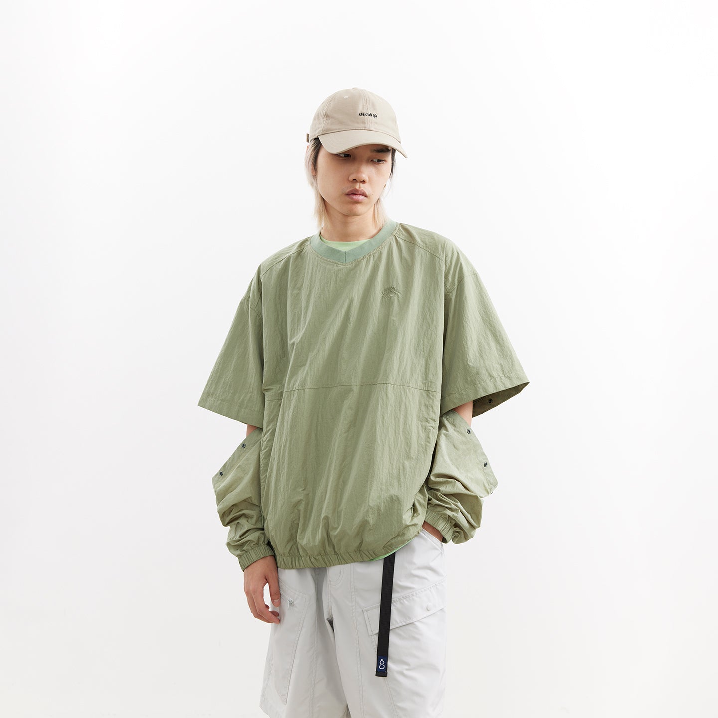 Chichaqu Convertible Nylon Jacket