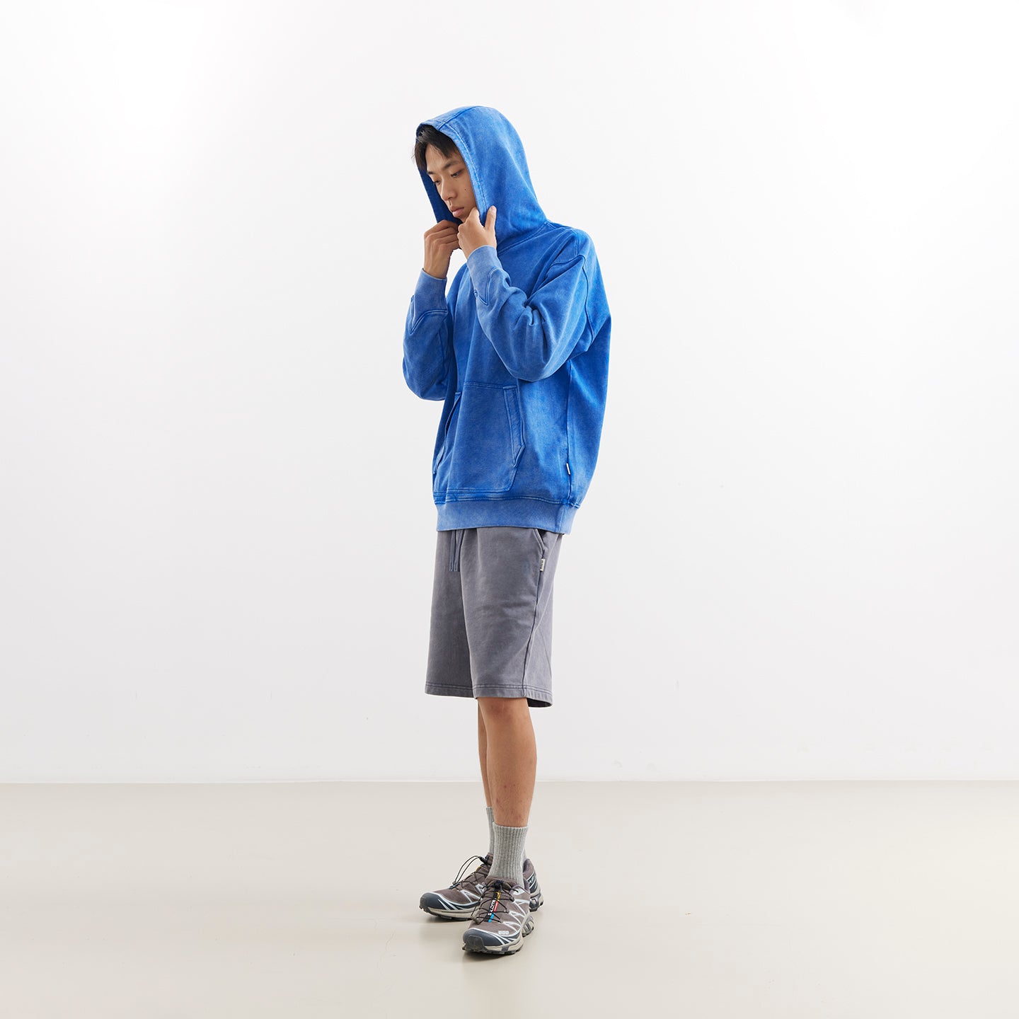 chī chá qù The Substantial Sweatshirt (With a Vintage Wash)