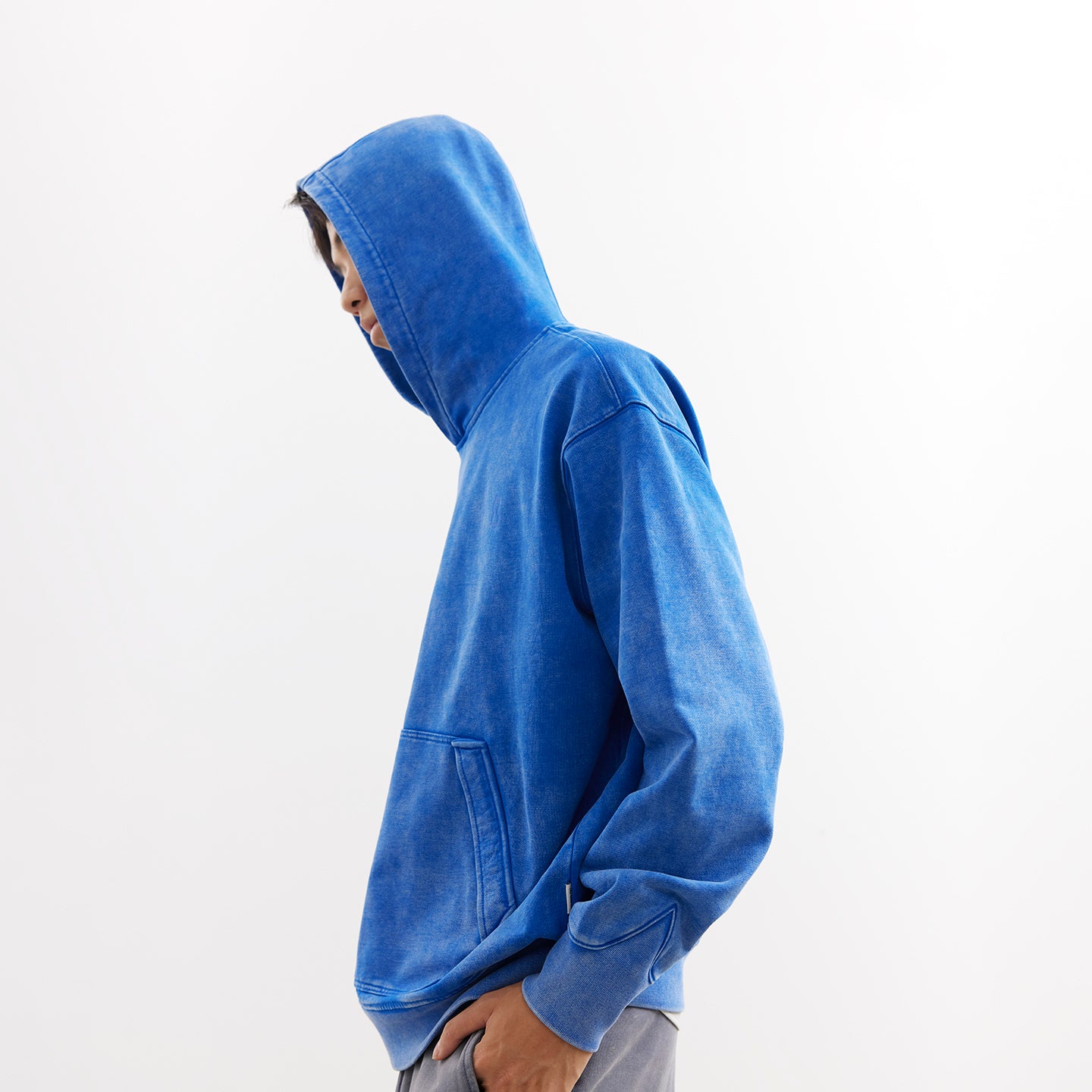 chī chá qù The Substantial Sweatshirt (With a Vintage Wash)