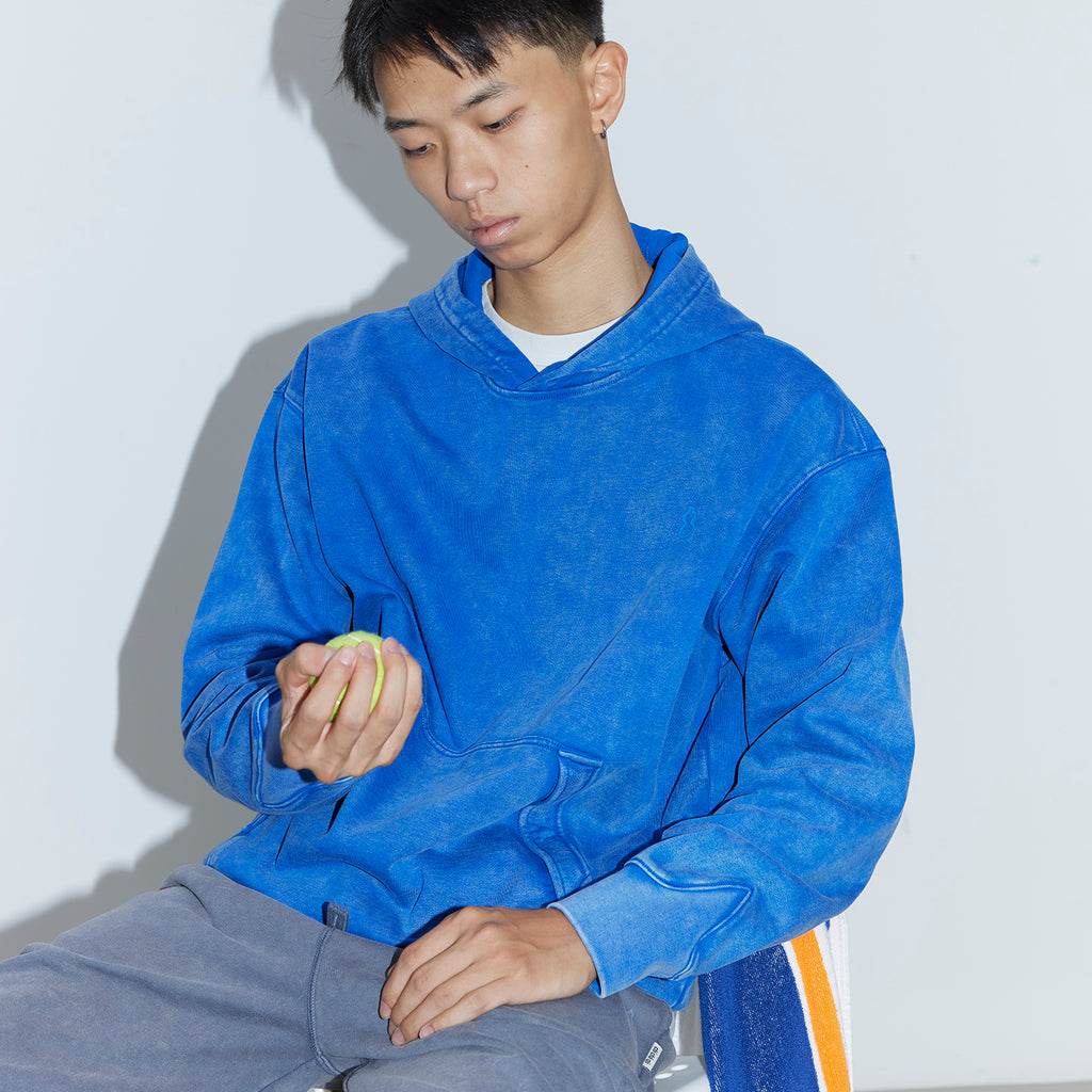 chī chá qù The Substantial Sweatshirt (With a Vintage Wash)