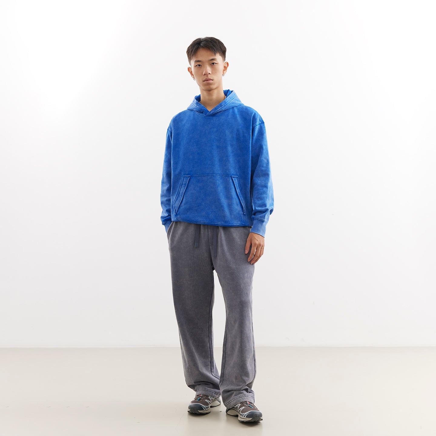 chī chá qù The Substantial Sweatshirt (With a Vintage Wash)