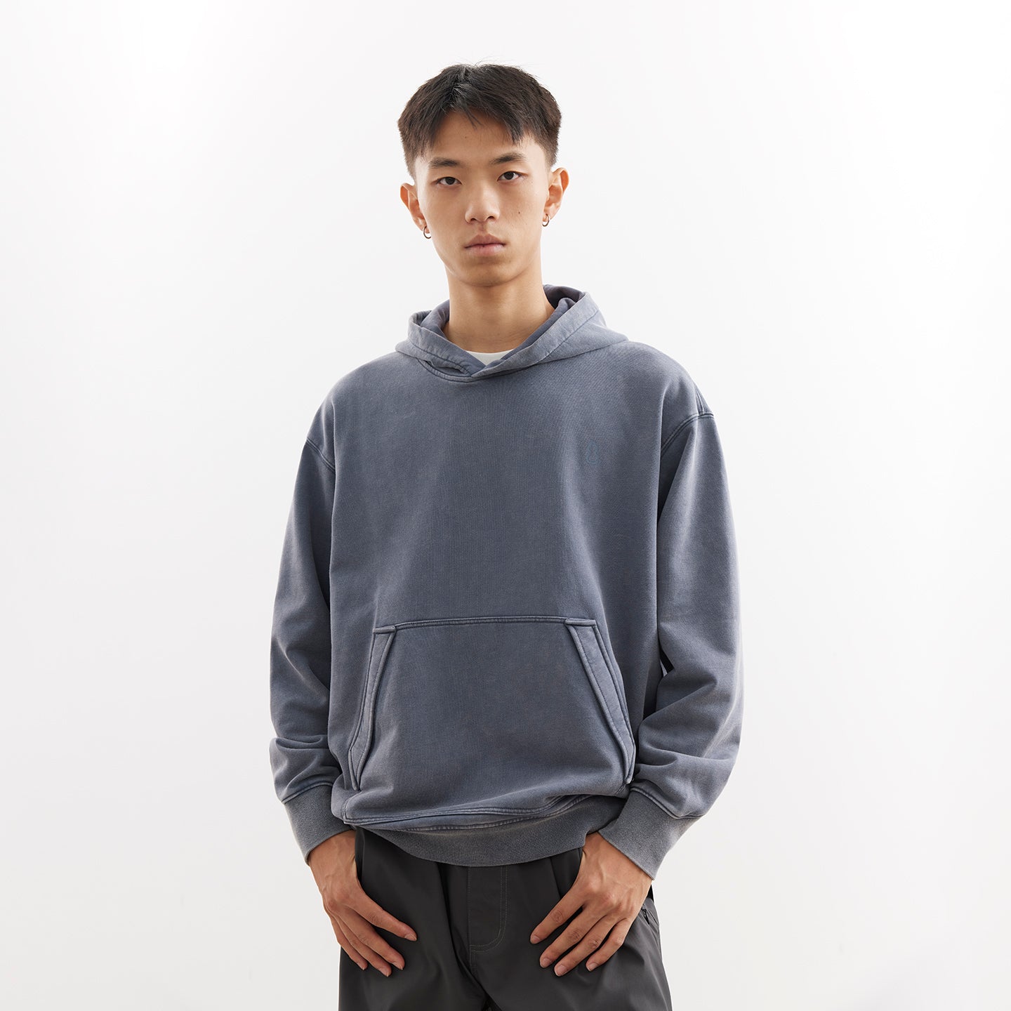 chī chá qù The Substantial Sweatshirt (With a Vintage Wash)