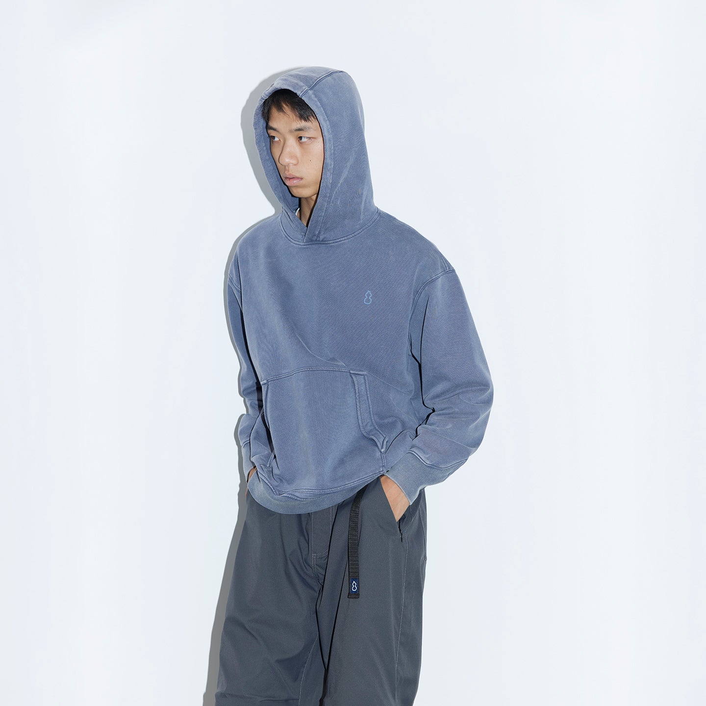 chī chá qù The Substantial Sweatshirt (With a Vintage Wash)