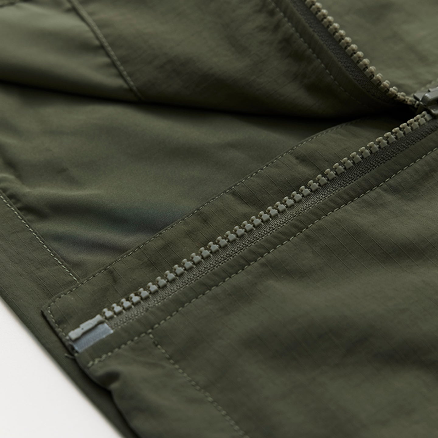 Chichaqu Hooded Water-Resistant Zip Jacket
