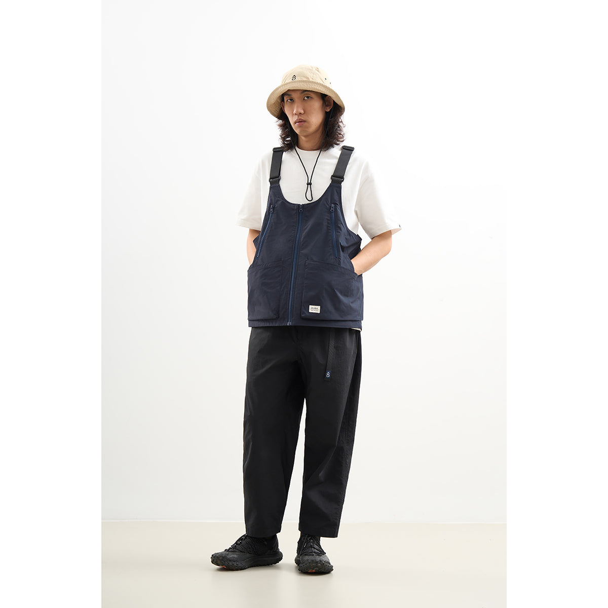 Chichaqu Multi-Pocket Utility Vest