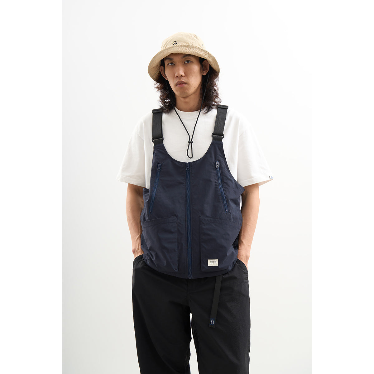 Chichaqu Multi-Pocket Utility Vest