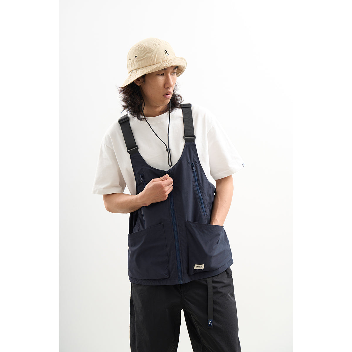 Chichaqu Multi-Pocket Utility Vest