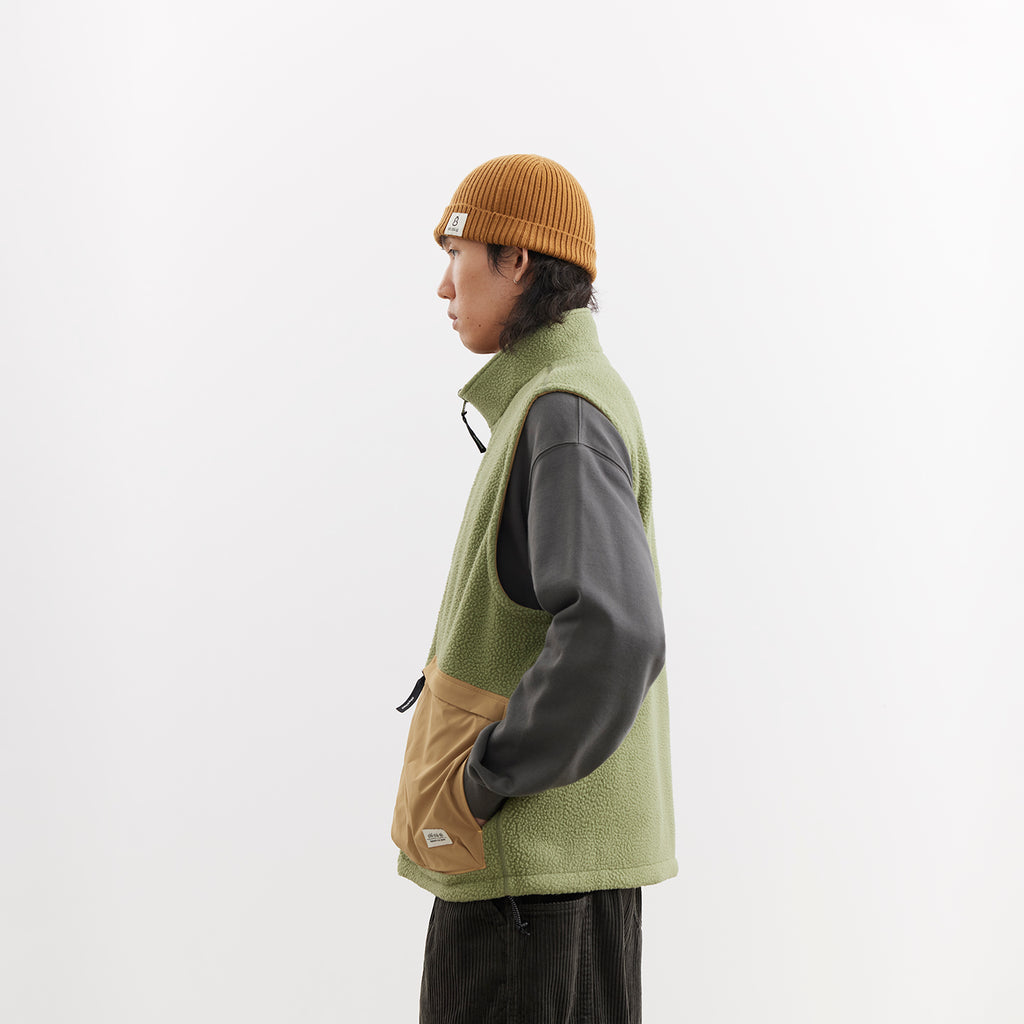 Chichaqu Reversible Fleece Vest