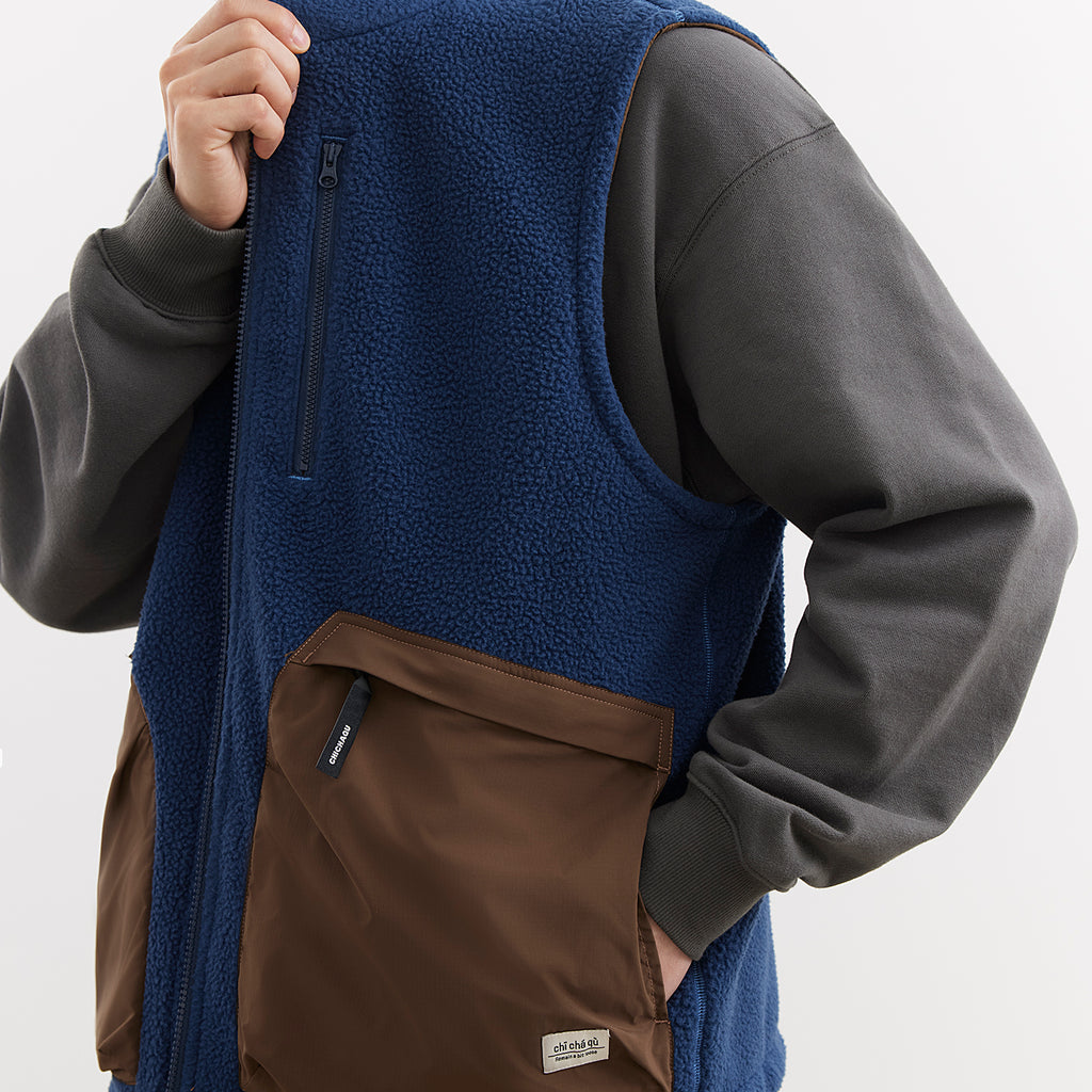Chichaqu Reversible Fleece Vest
