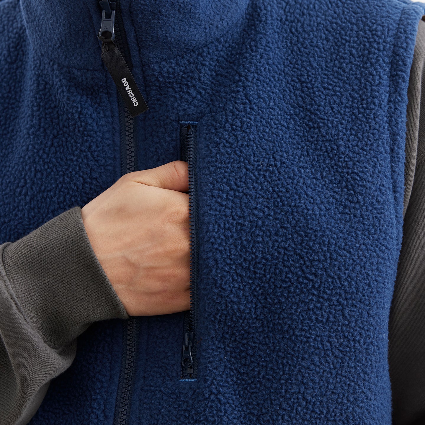 Chichaqu Reversible Fleece Vest