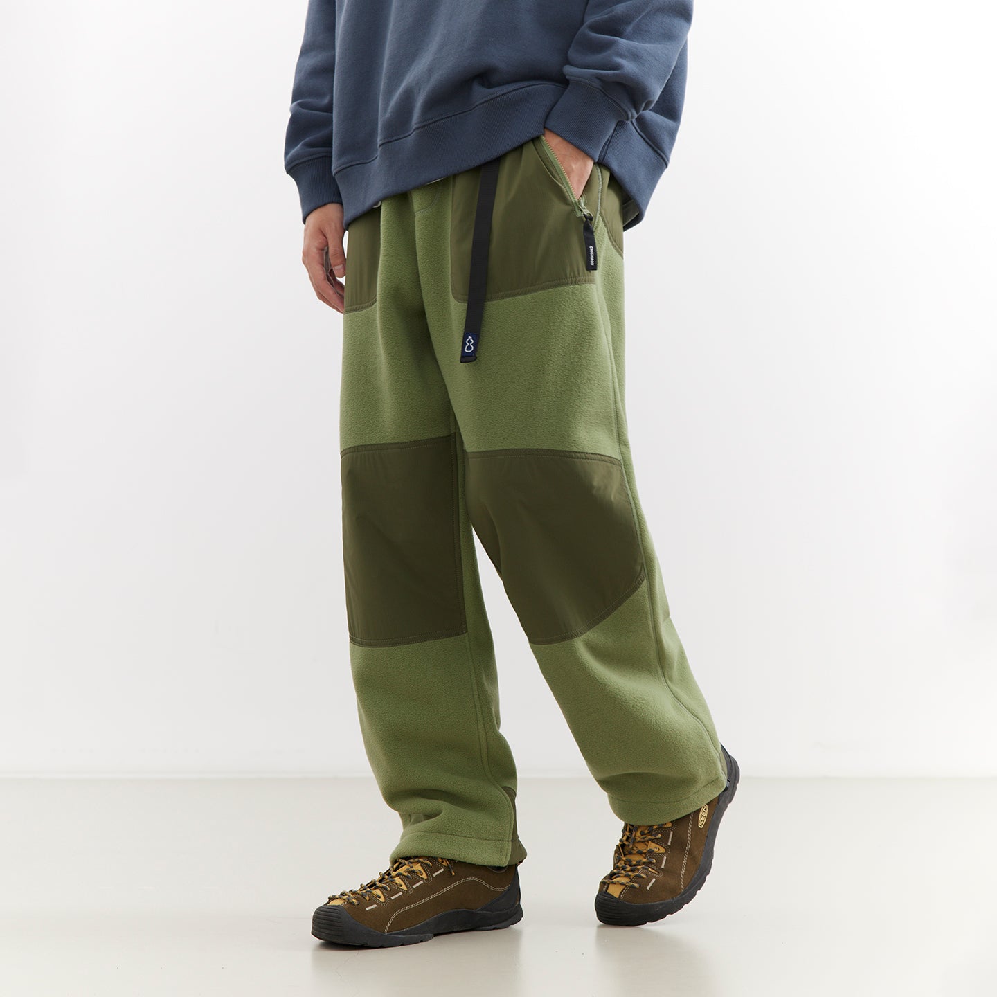 Chichaqu Paneled Fleece Pants
