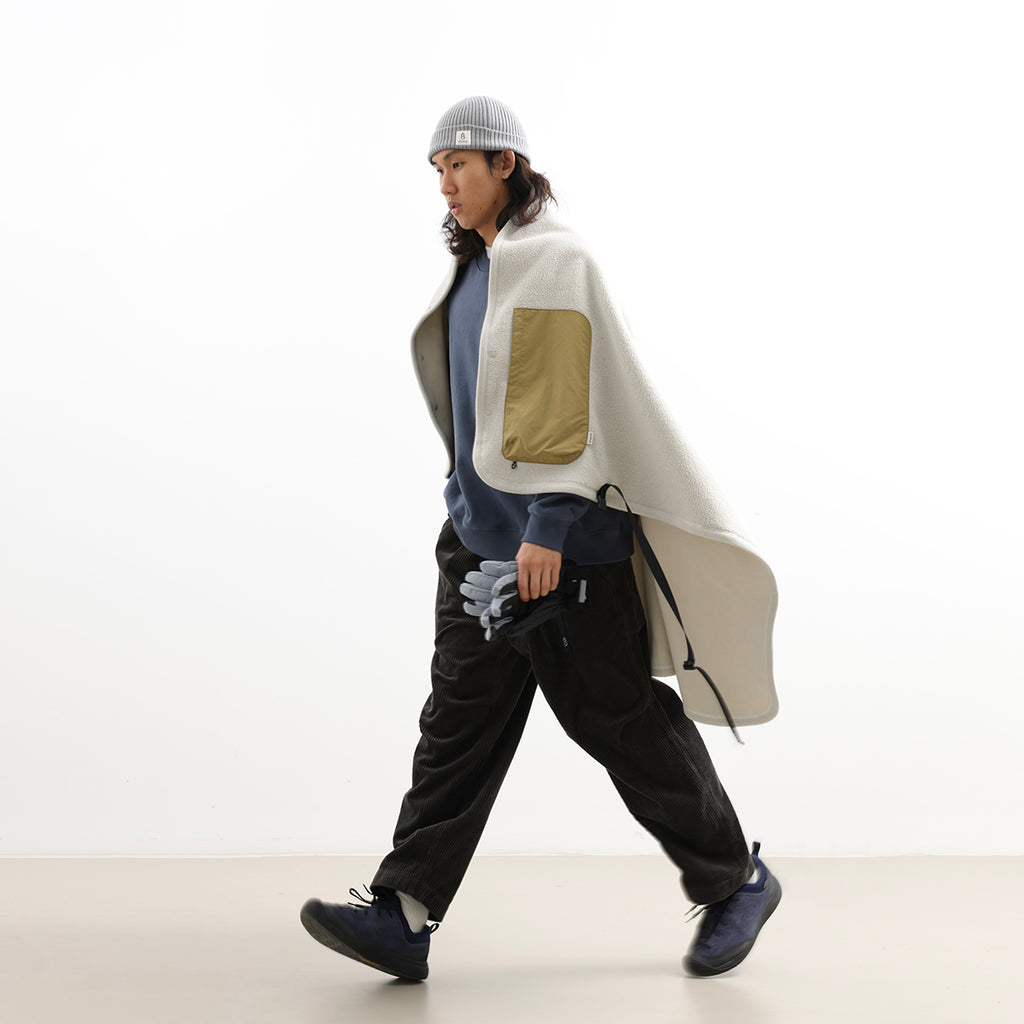 Chichaqu Packable Fleece Blanket