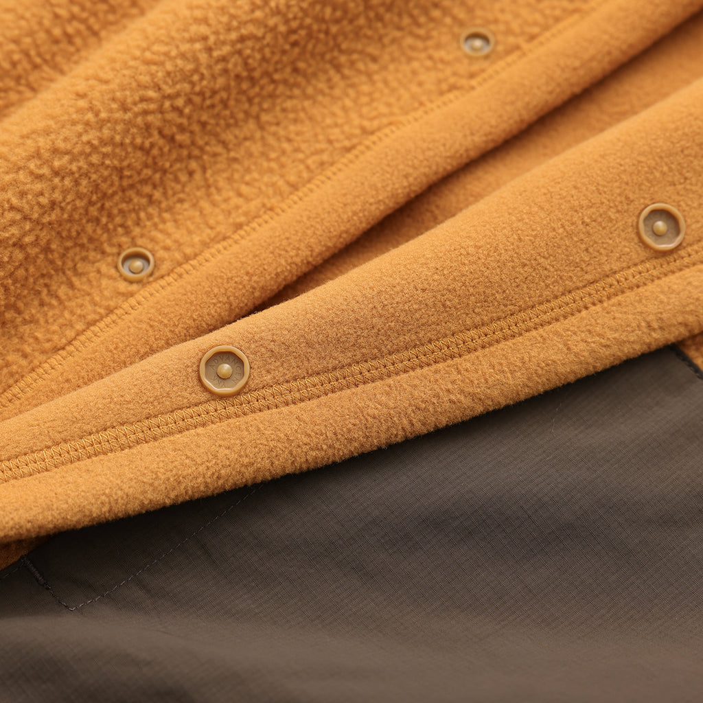 Chichaqu Packable Fleece Blanket