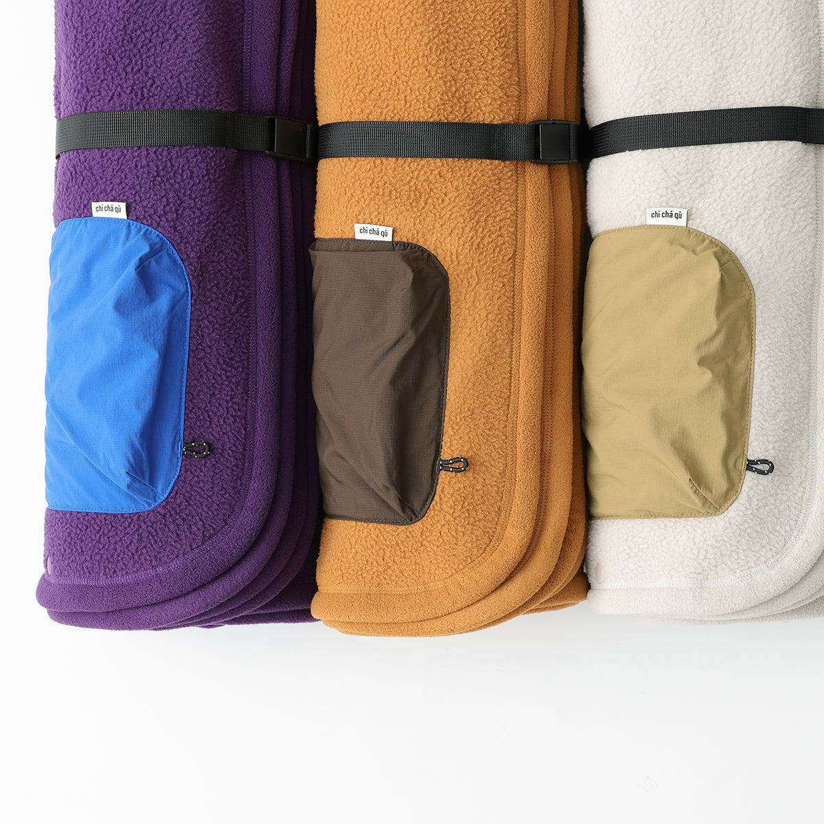 Chichaqu Packable Fleece Blanket