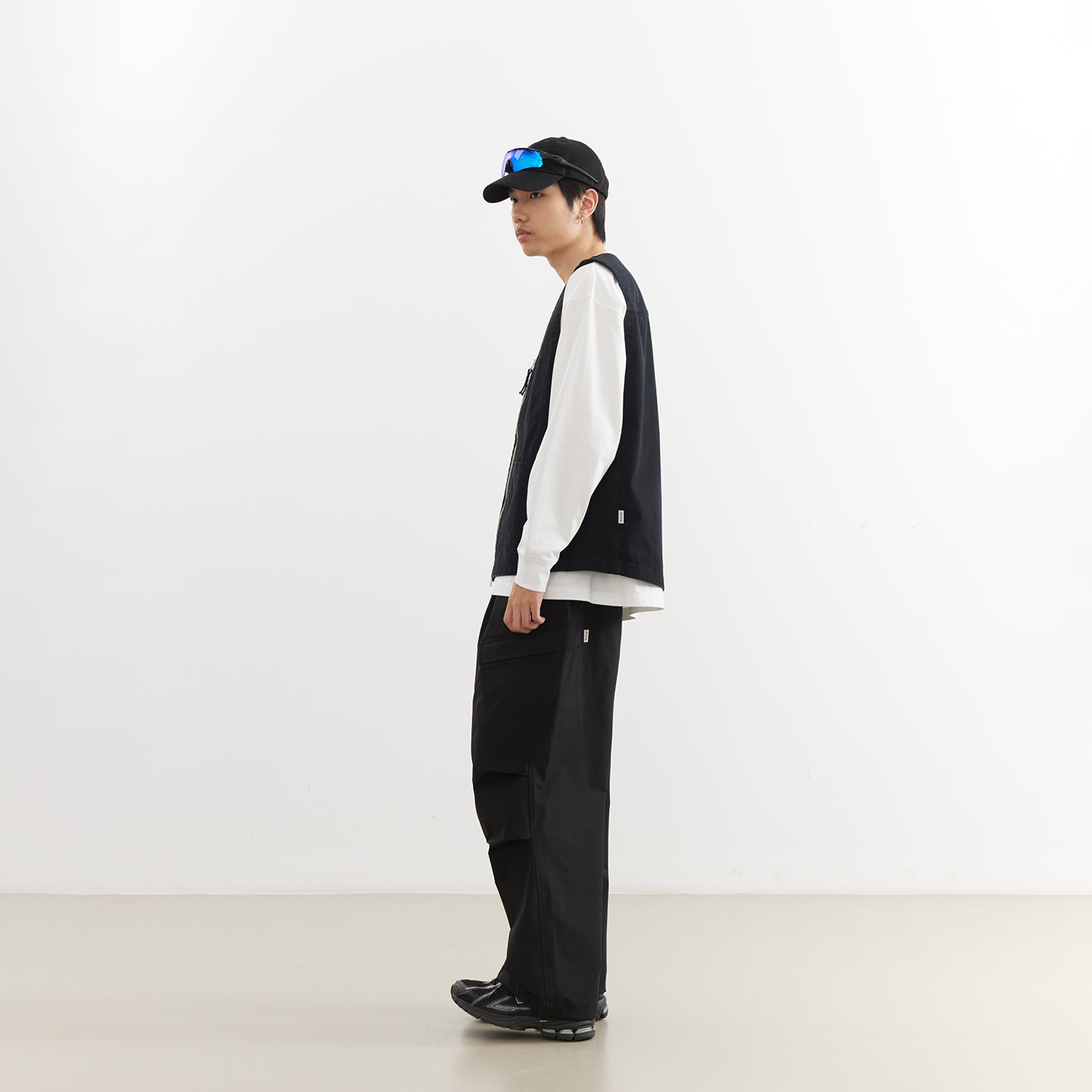 Chichaqu Heavyweight distressed vest