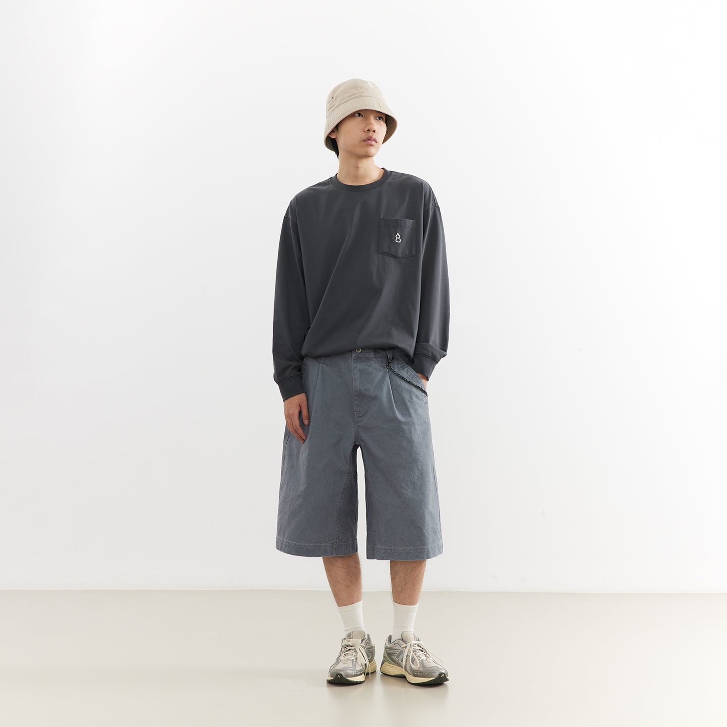 Chichaqu Heavyweight washed cropped pants