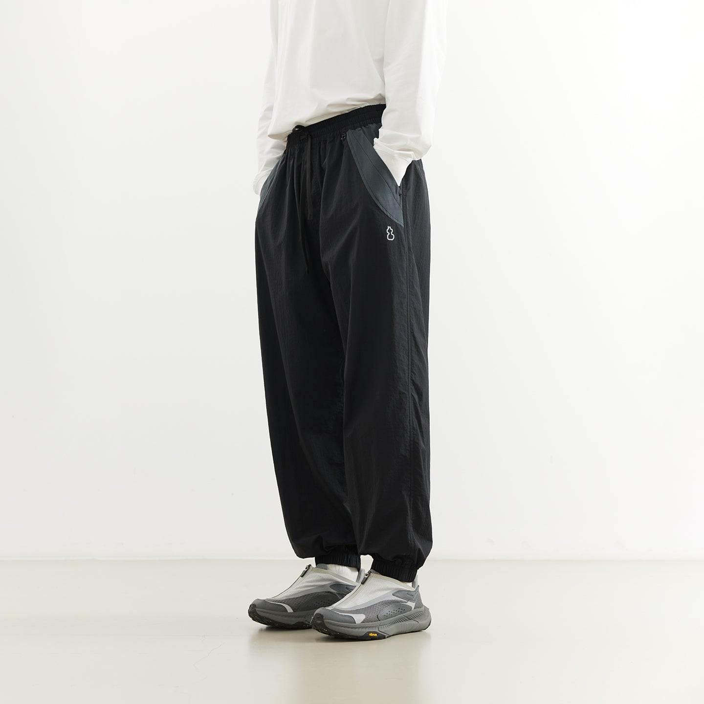 Chichaqu Lightweight quick-dry paneled pants