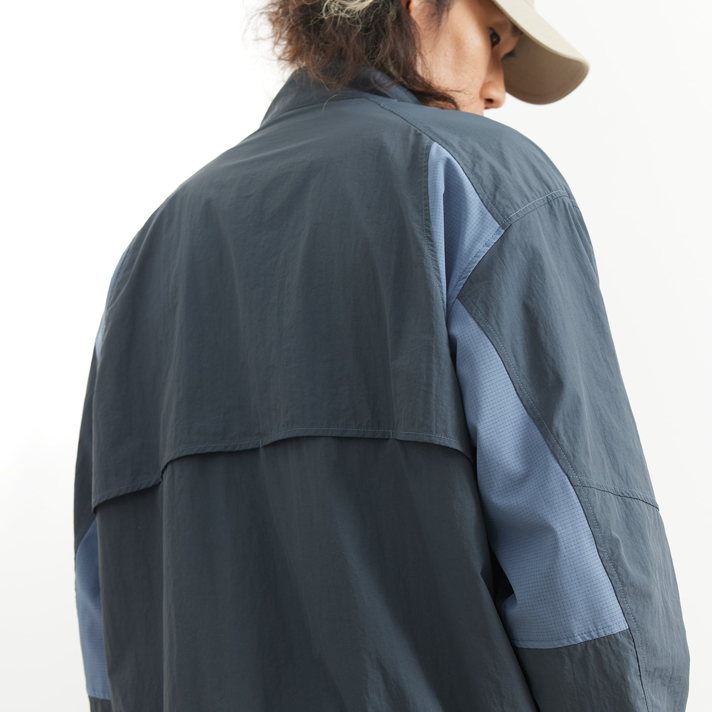 Chichaqu Lightweight quick-dry paneled jacket