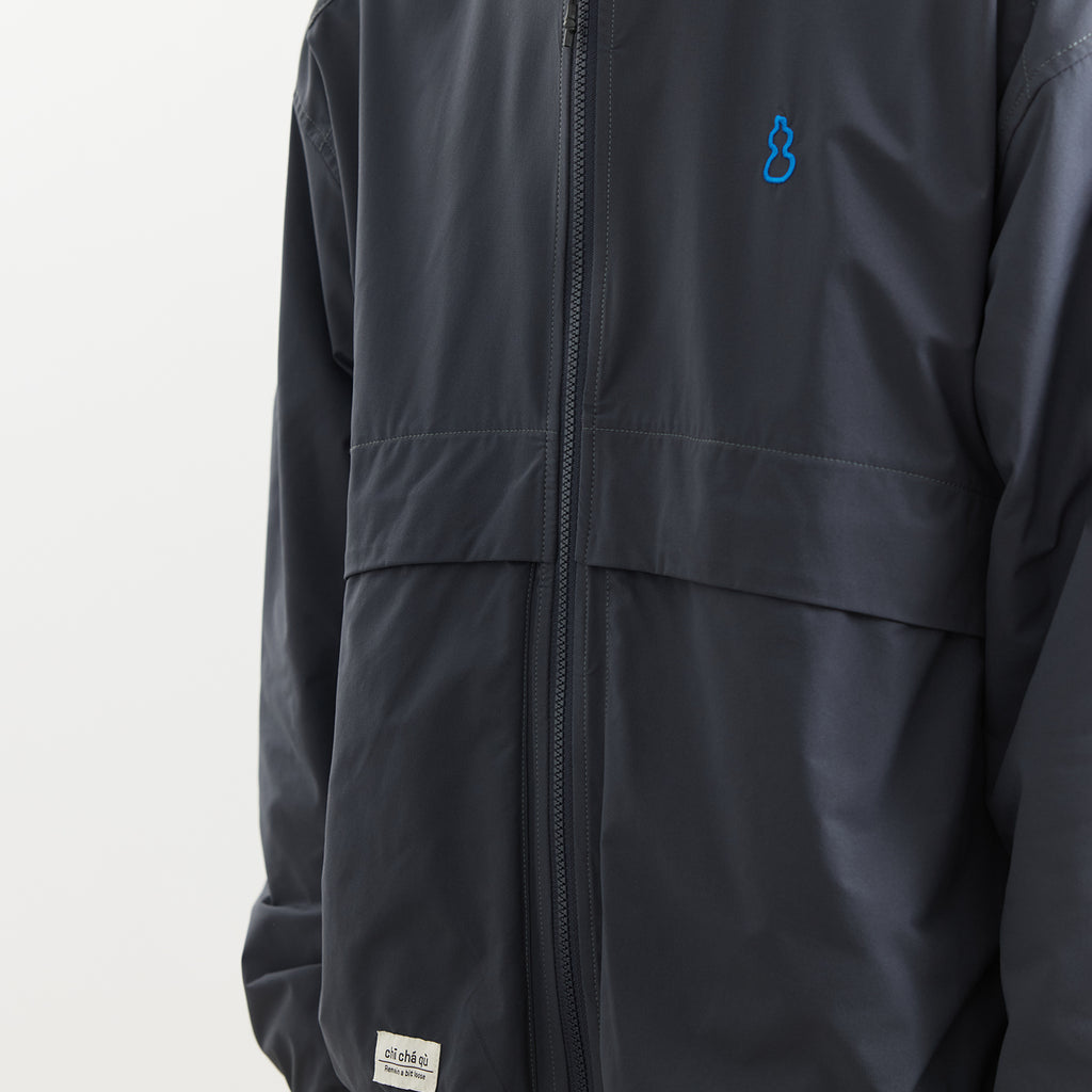 Lightweight hooded jacket