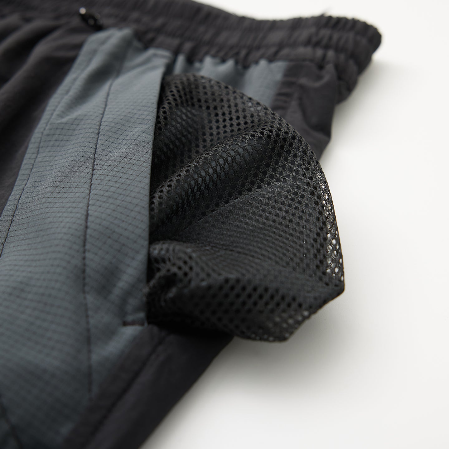 Chichaqu Lightweight quick-dry paneled pants