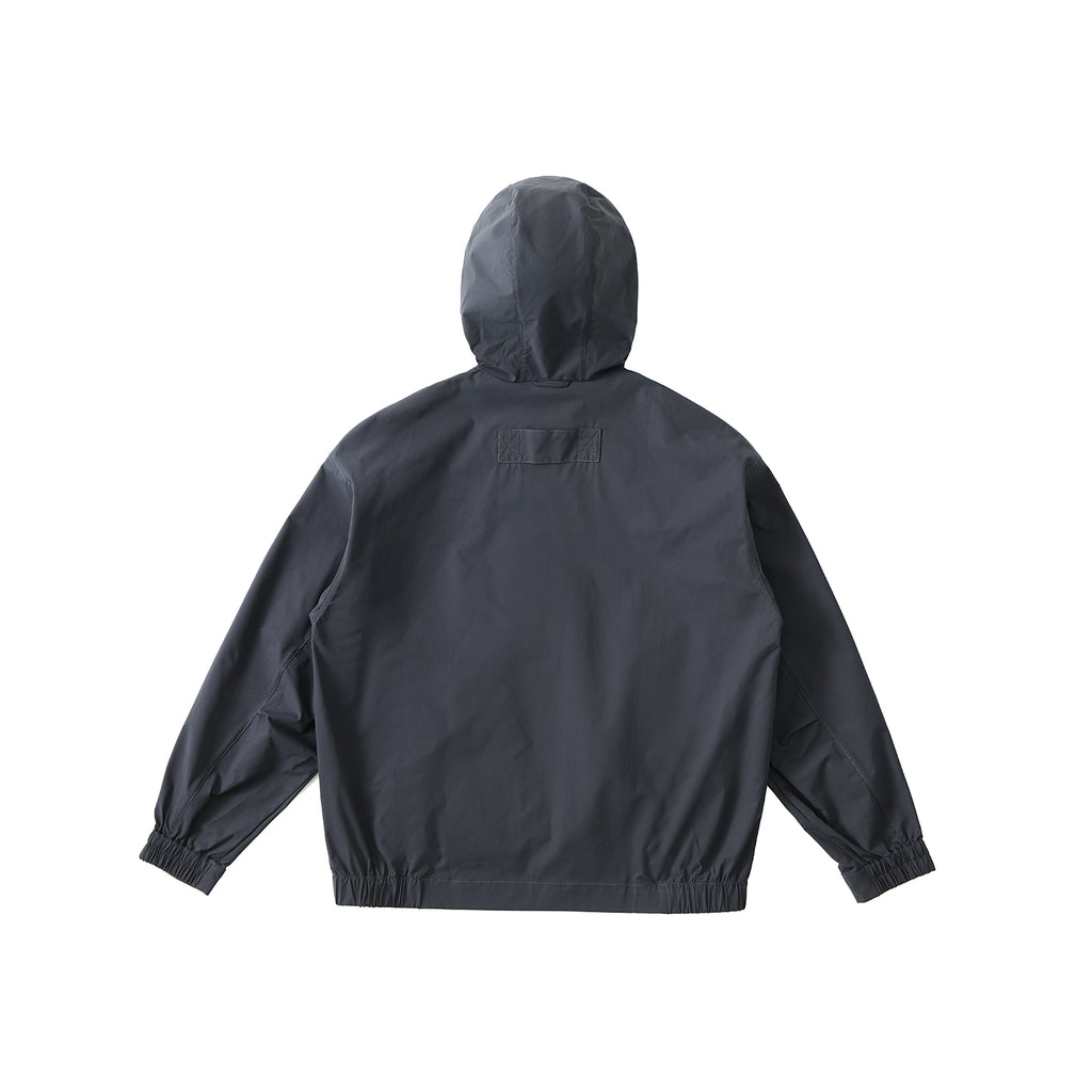 Lightweight hooded jacket