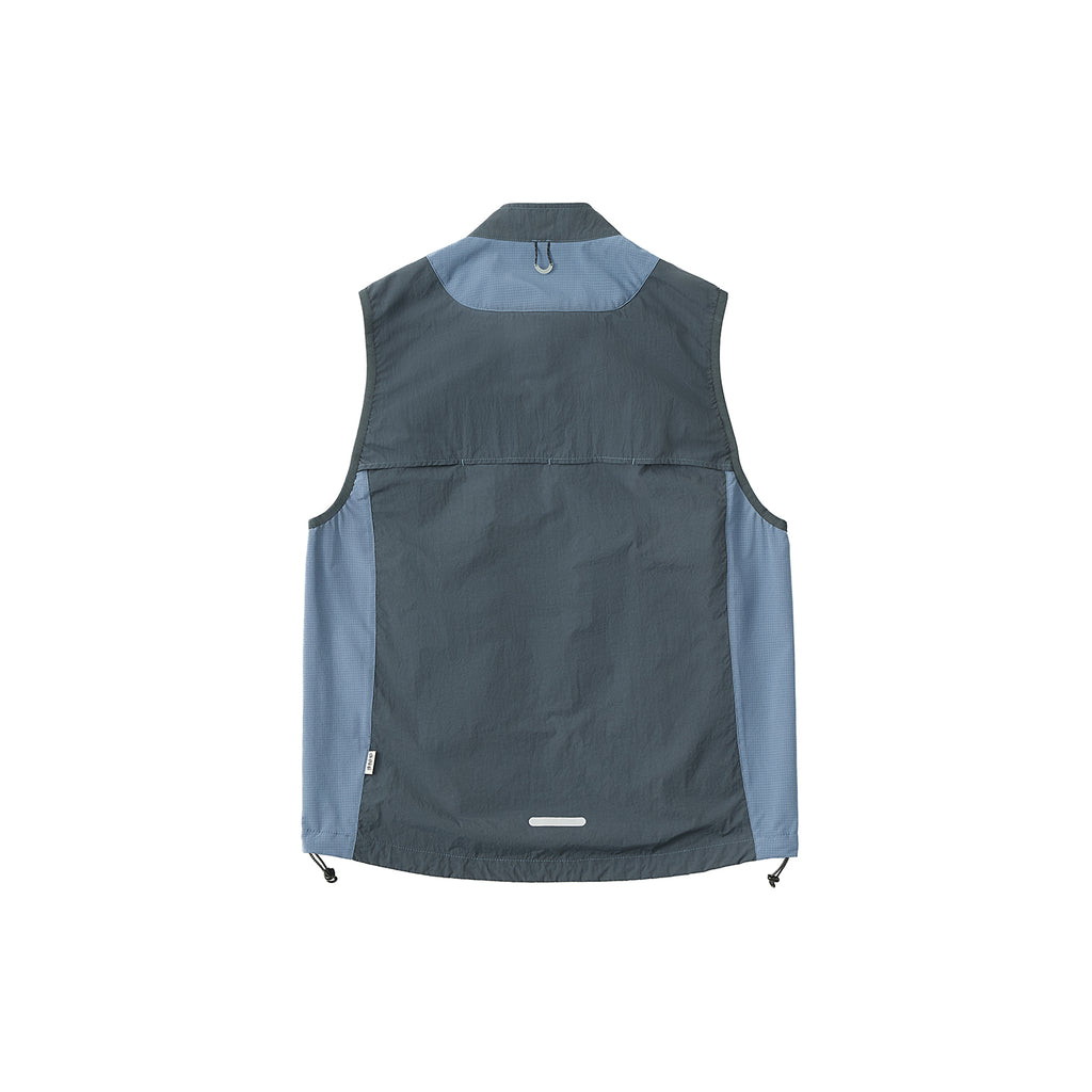 Chichaqu Lightweight stand-collar paneled vest