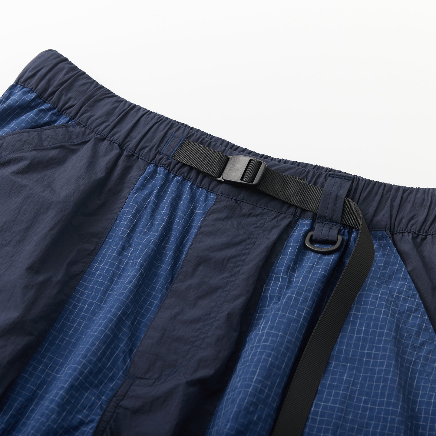 Chichaqu Quick-dry paneled shorts