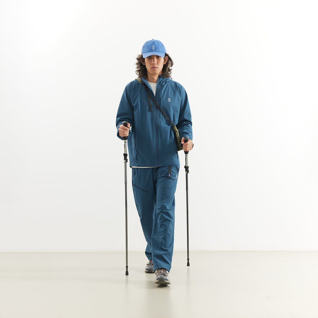 Chichaqu Lightweight hooded softshell jacket