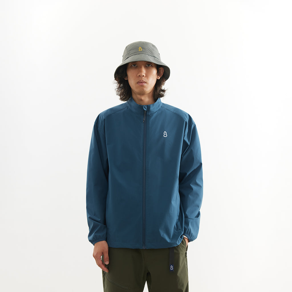 Chichaqu Lightweight stand-collar softshell jacket
