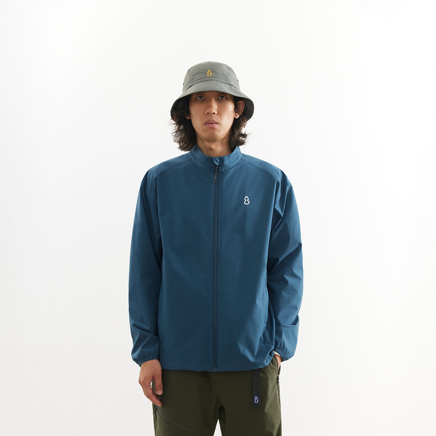 Chichaqu Lightweight stand-collar softshell jacket