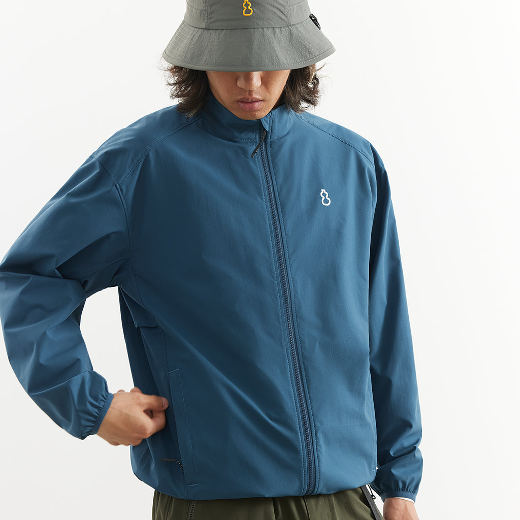 Chichaqu Lightweight stand-collar softshell jacket