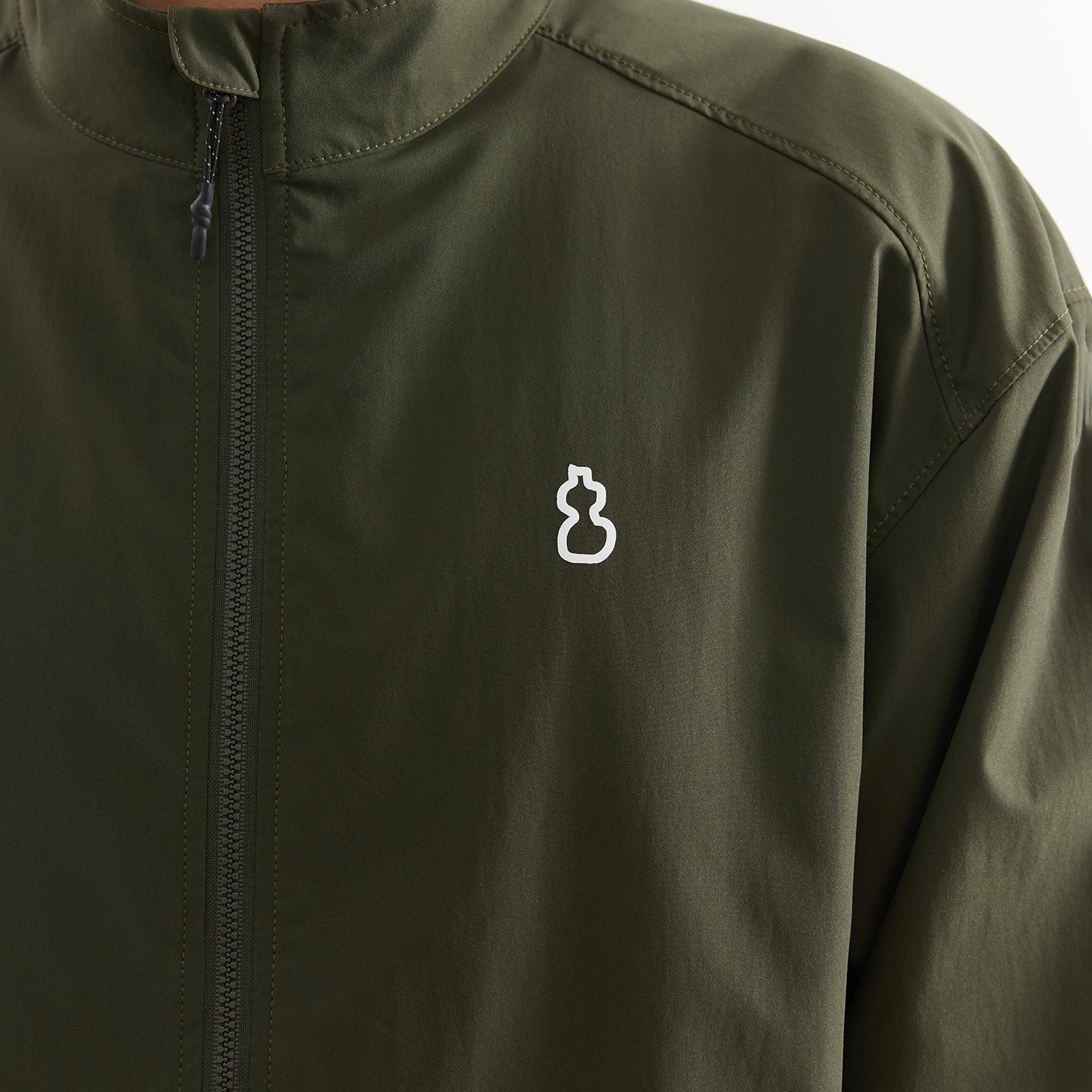 Chichaqu Lightweight stand-collar softshell jacket