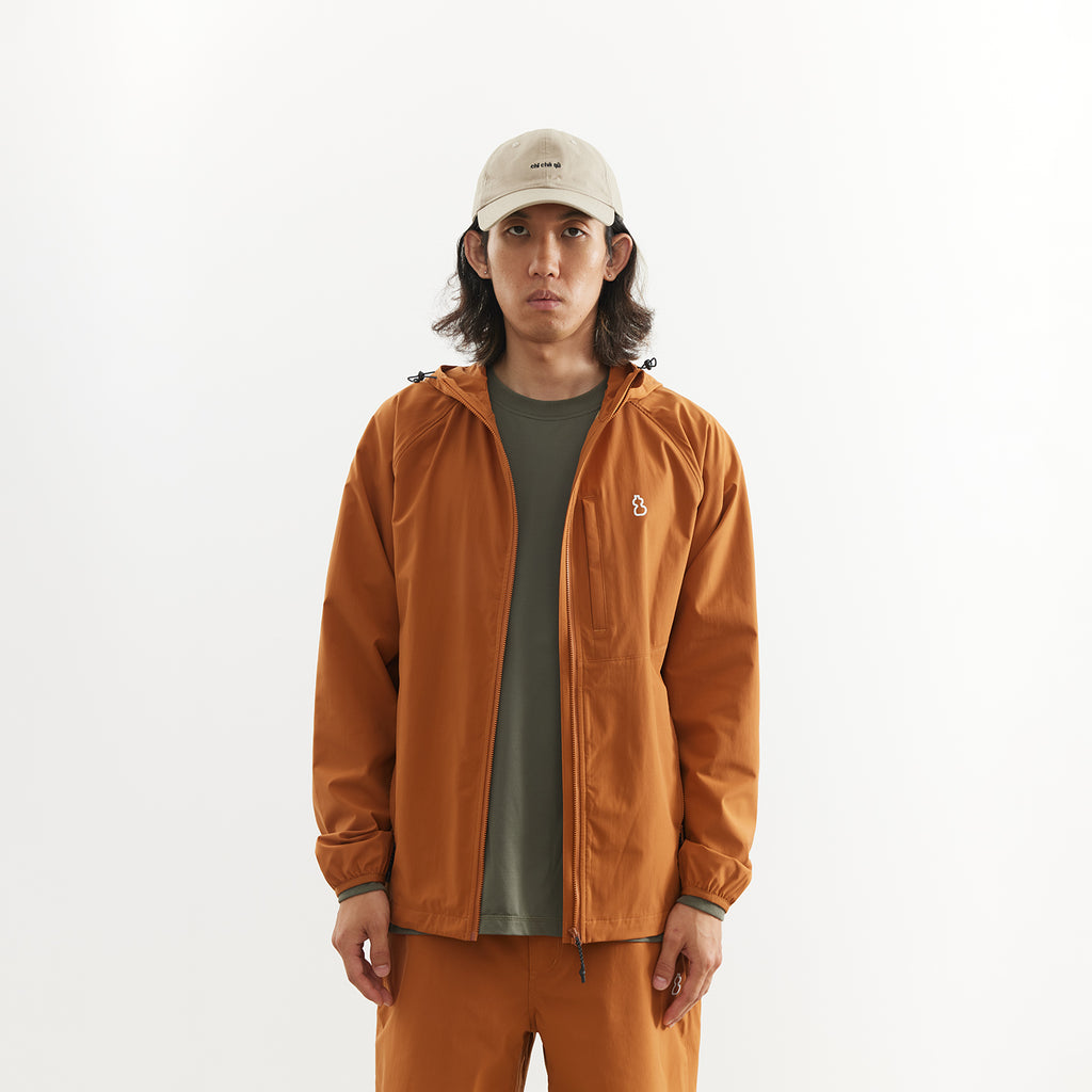 Chichaqu Lightweight hooded softshell jacket