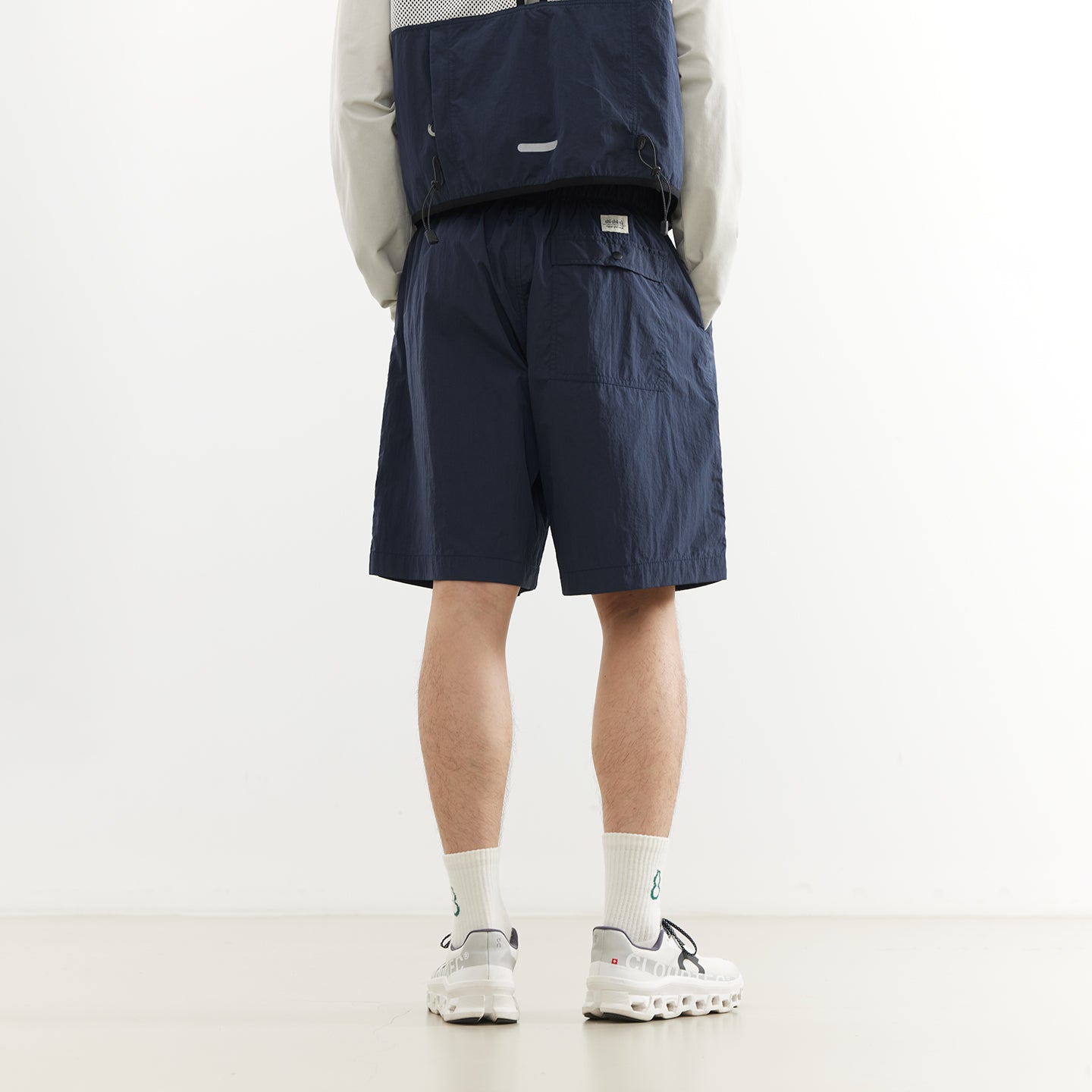 Chichaqu Quick-dry paneled shorts
