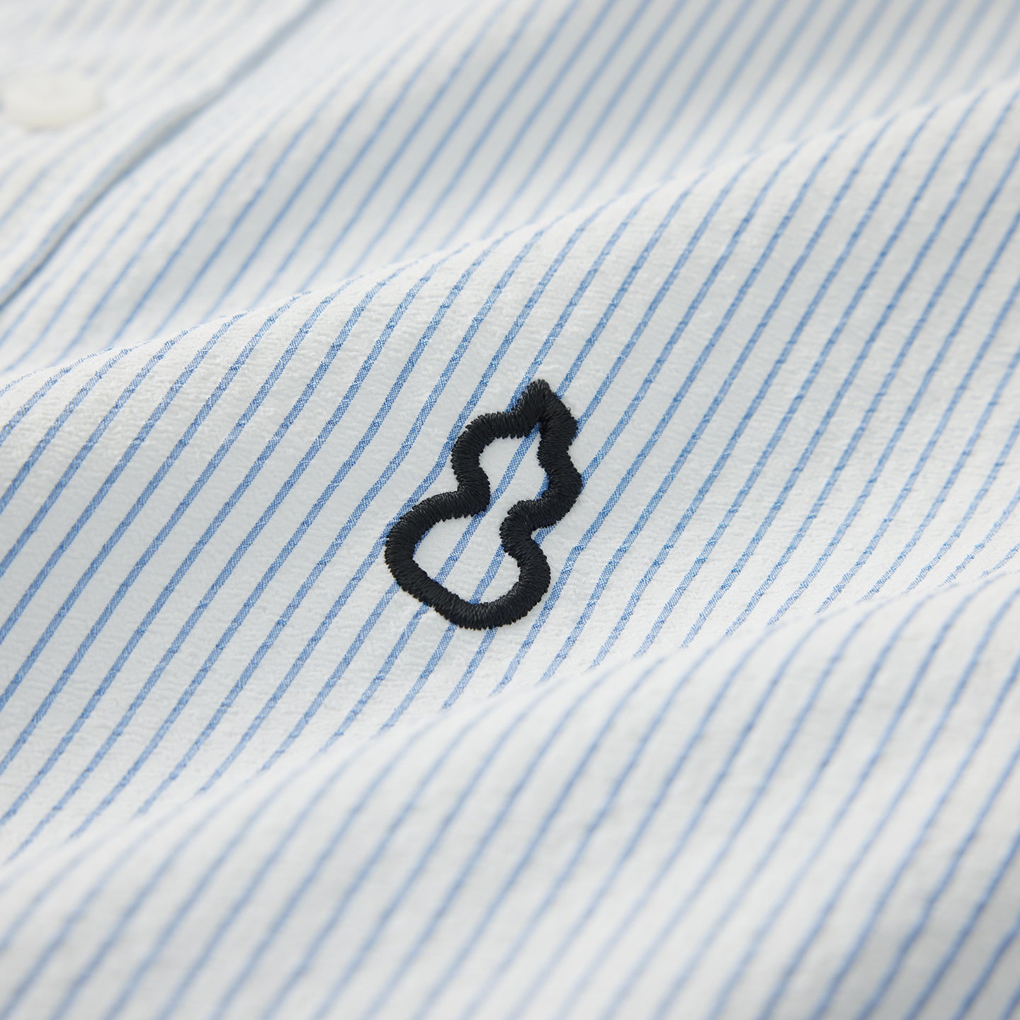 Chichaqu Lightweight seersucker stand-collar shirt