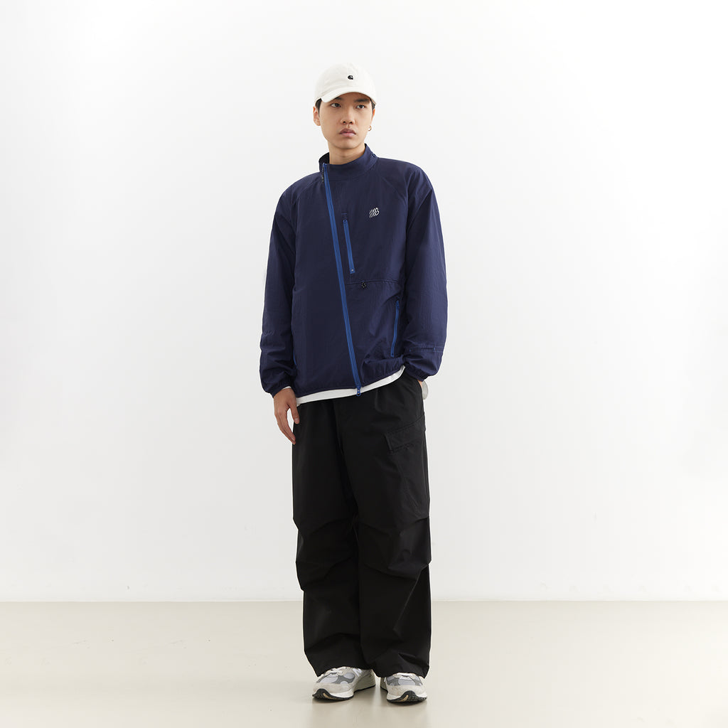 Chichaqu Diagonal-zip sun windbreaker