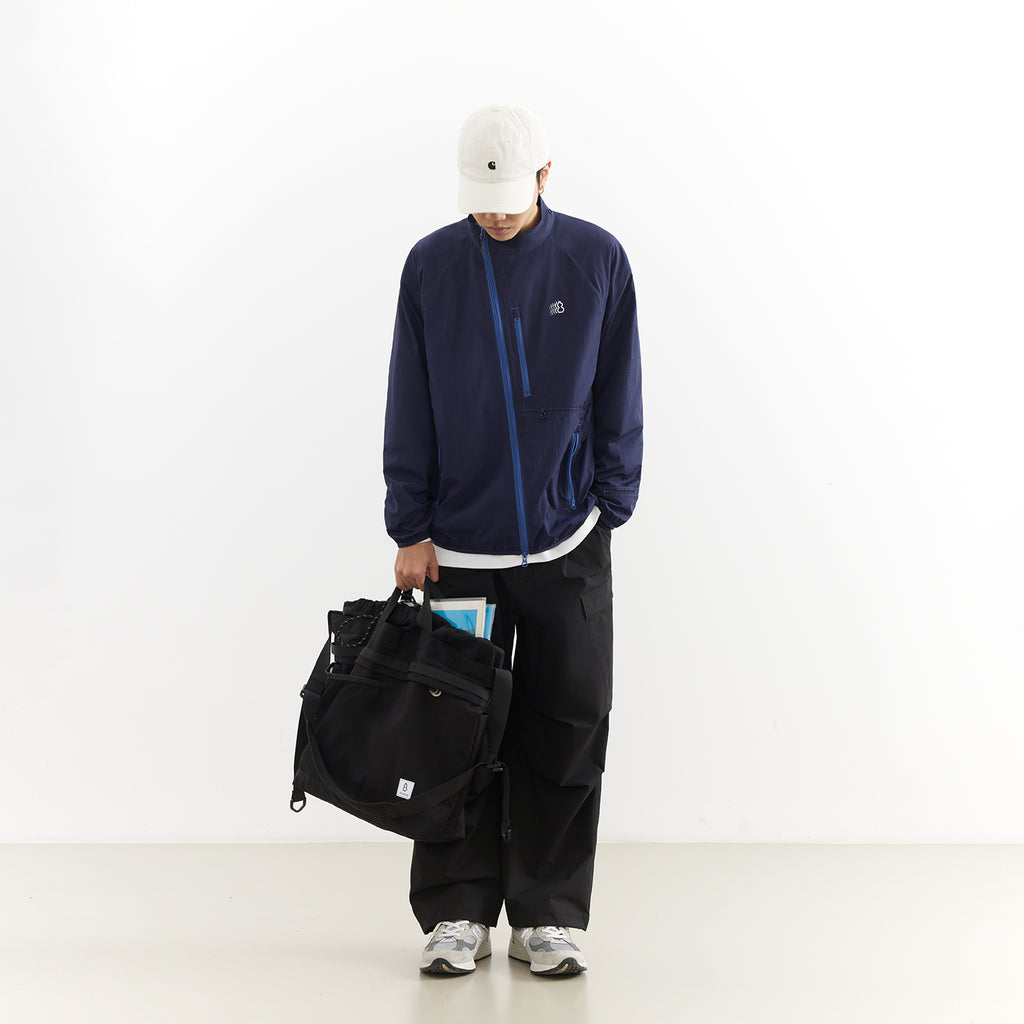 Chichaqu Diagonal-zip sun windbreaker