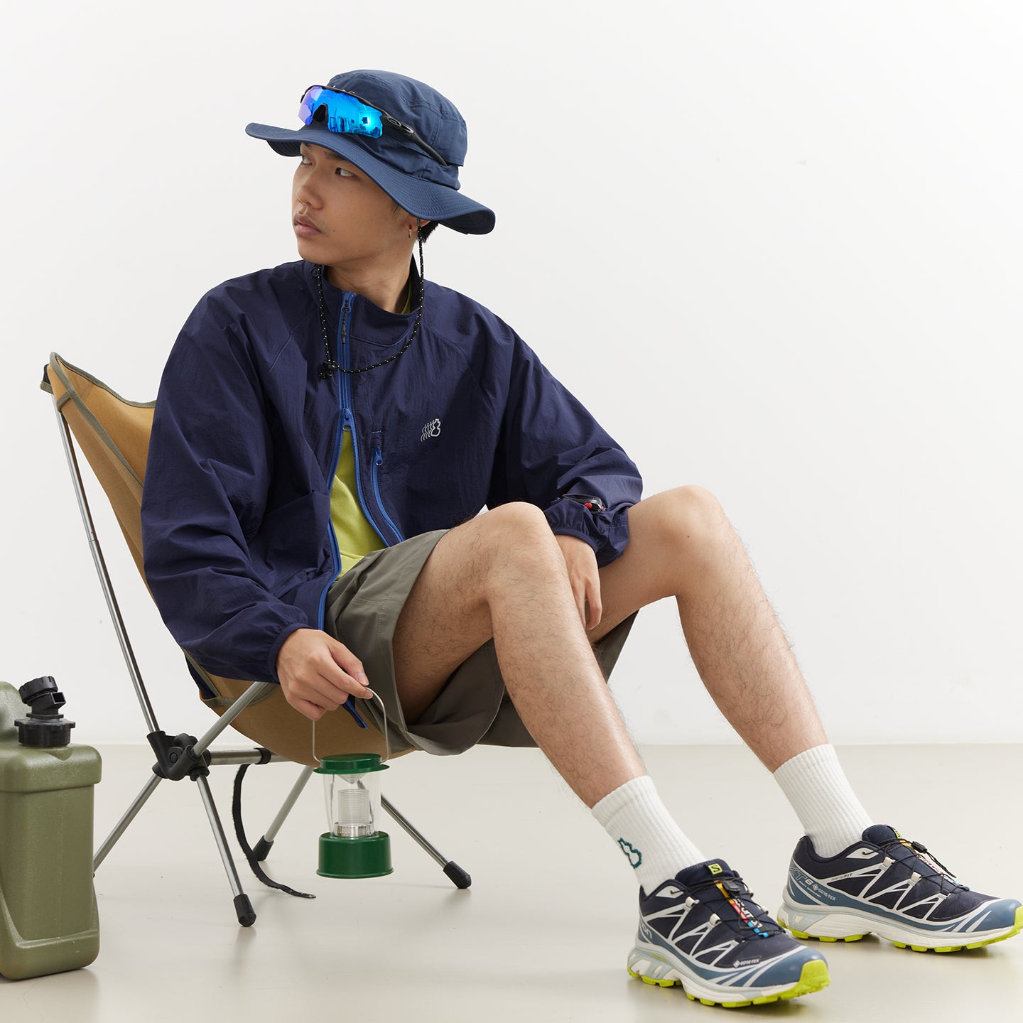 Chichaqu Diagonal-zip sun windbreaker