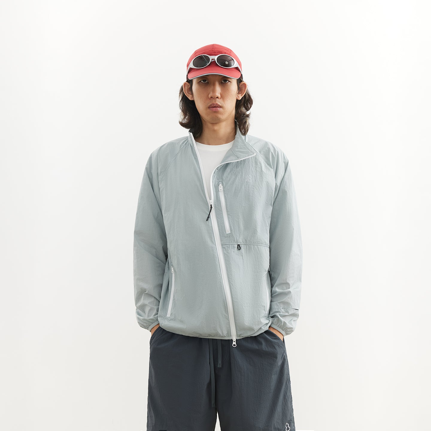 Chichaqu Diagonal-zip sun windbreaker