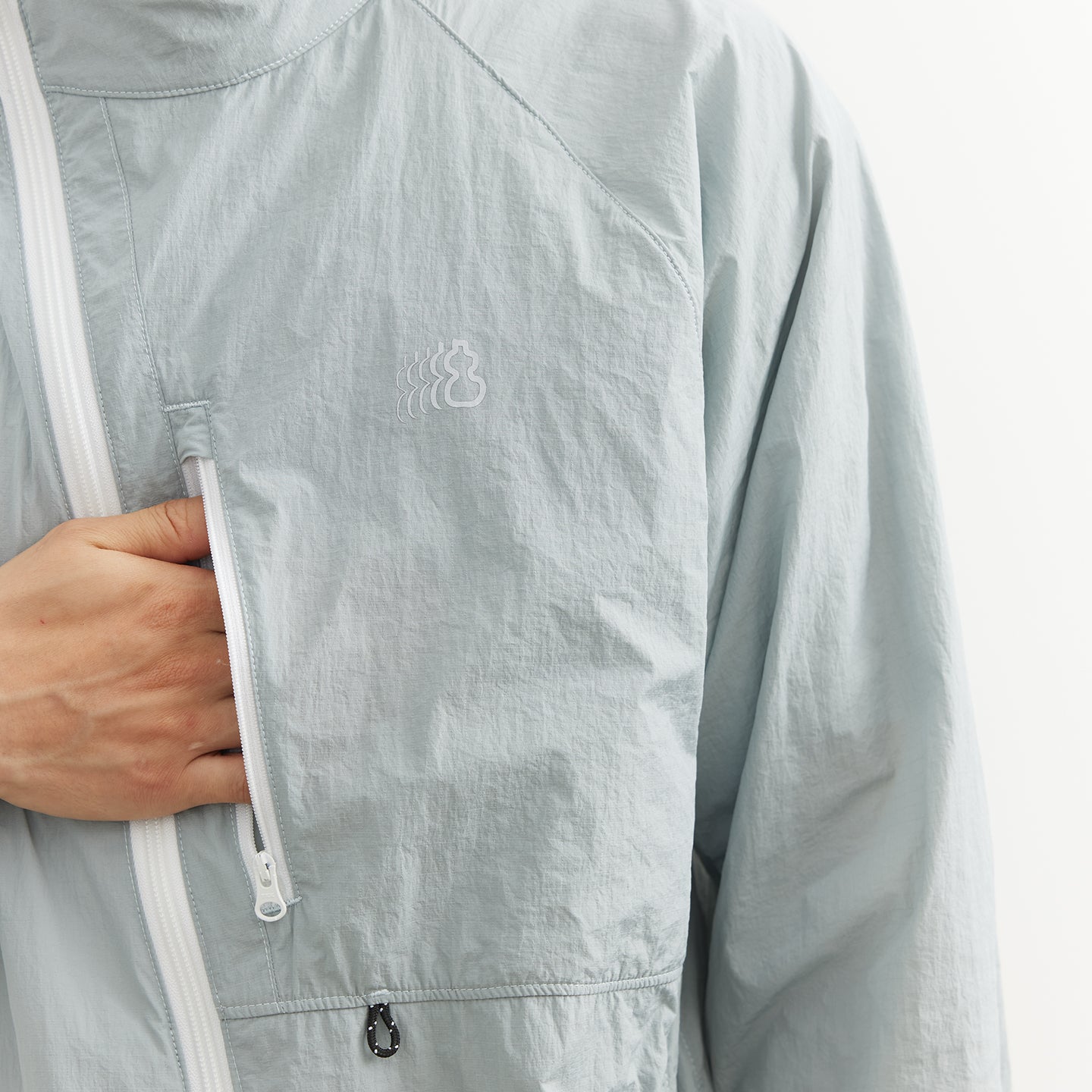 Chichaqu Diagonal-zip sun windbreaker