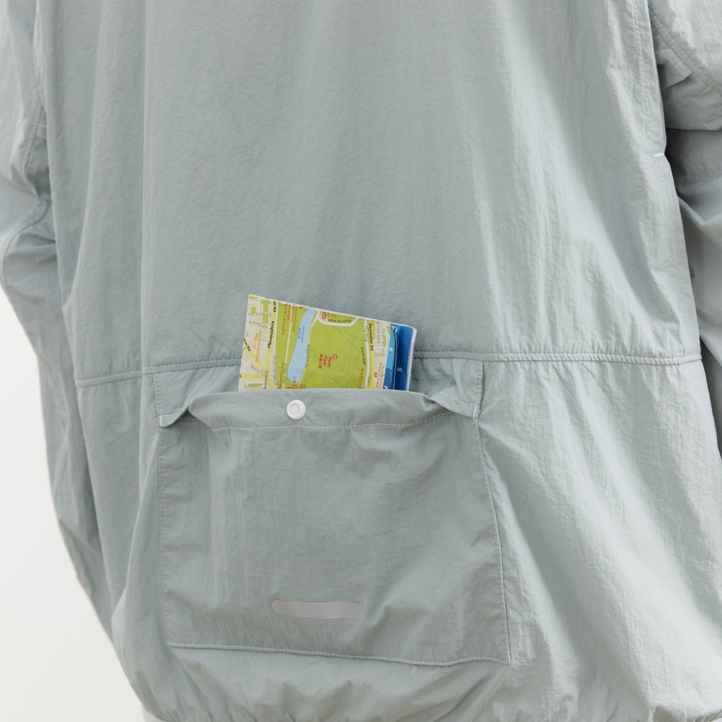Chichaqu Diagonal-zip sun windbreaker