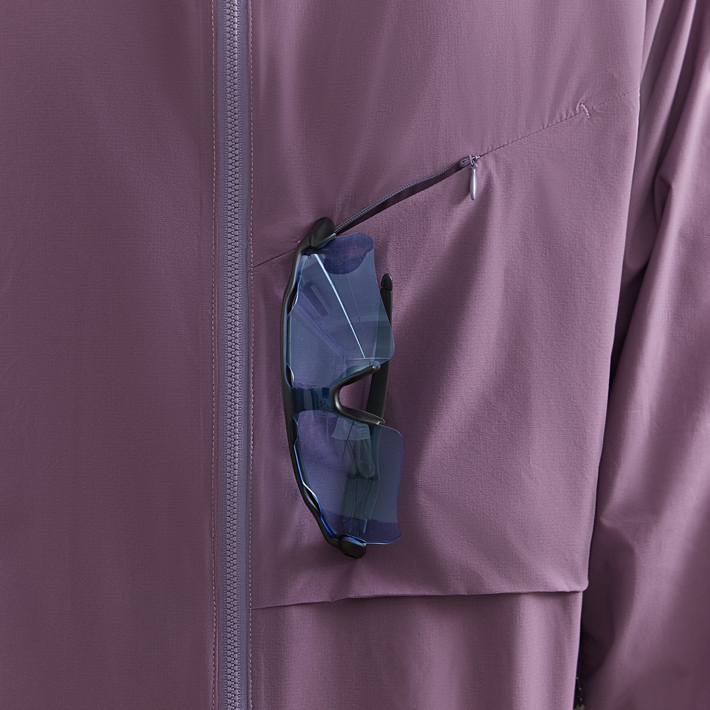 Chichaqu Breathable sun shirt