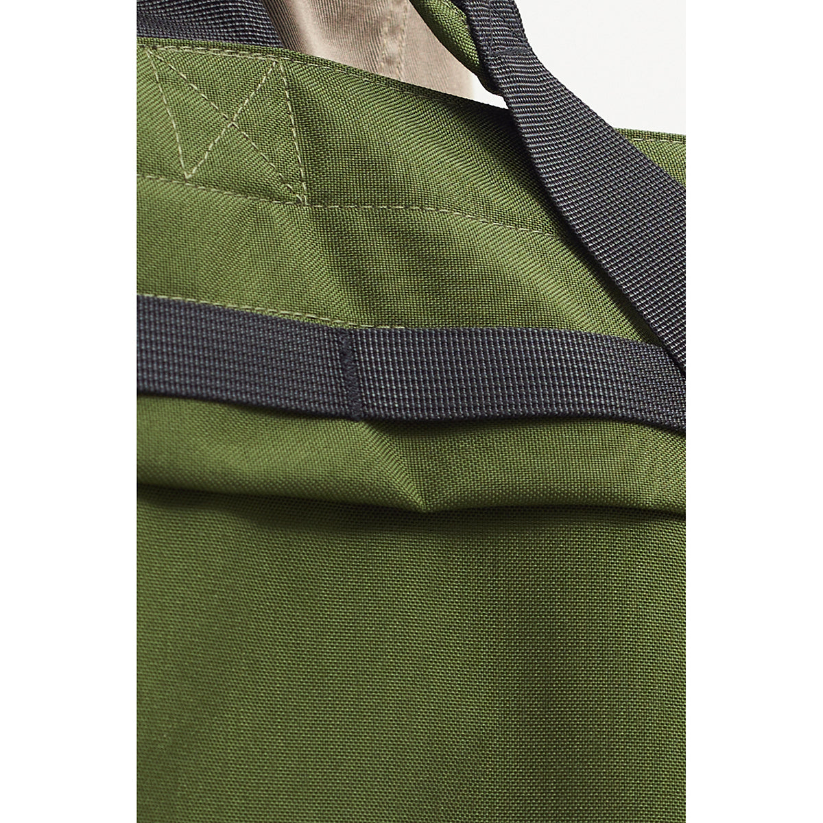 Chichaqu Spacious All-in-One Sling