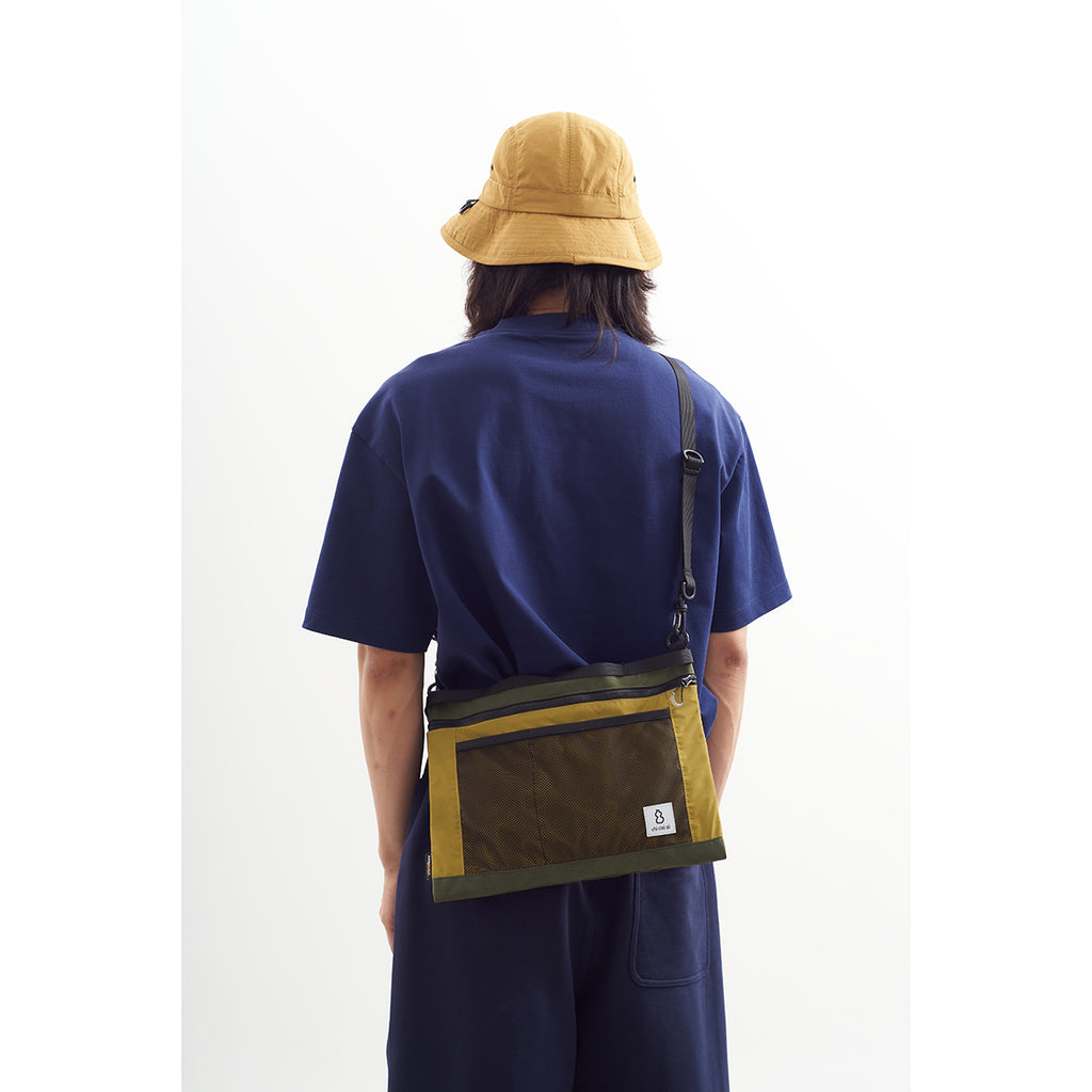 Chichaqu Recycled Nylon Lightweight Crossbody