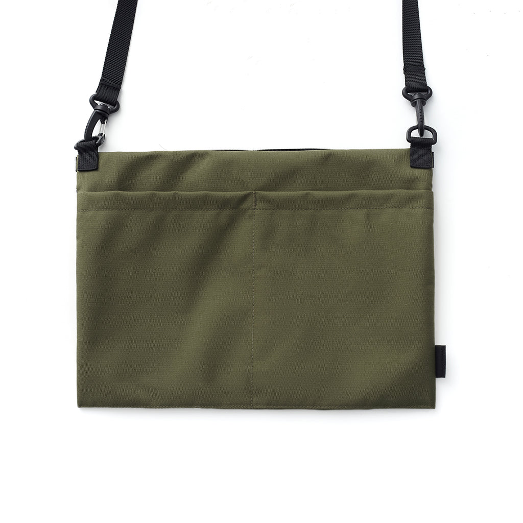Chichaqu Recycled Nylon Lightweight Crossbody