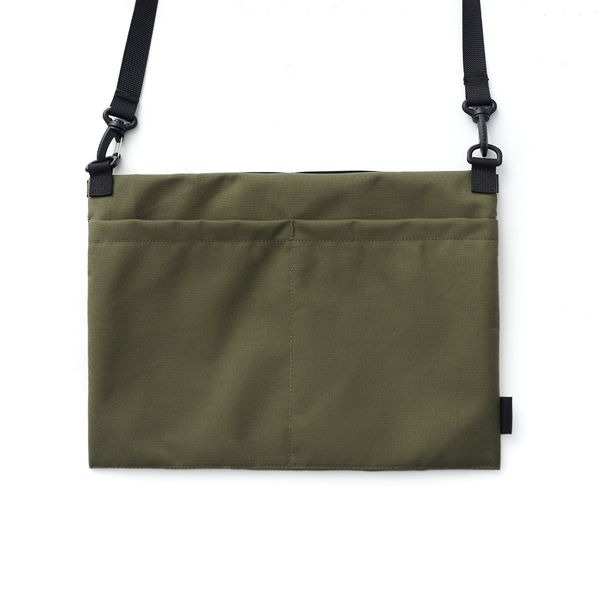 Chichaqu Recycled Nylon Lightweight Crossbody